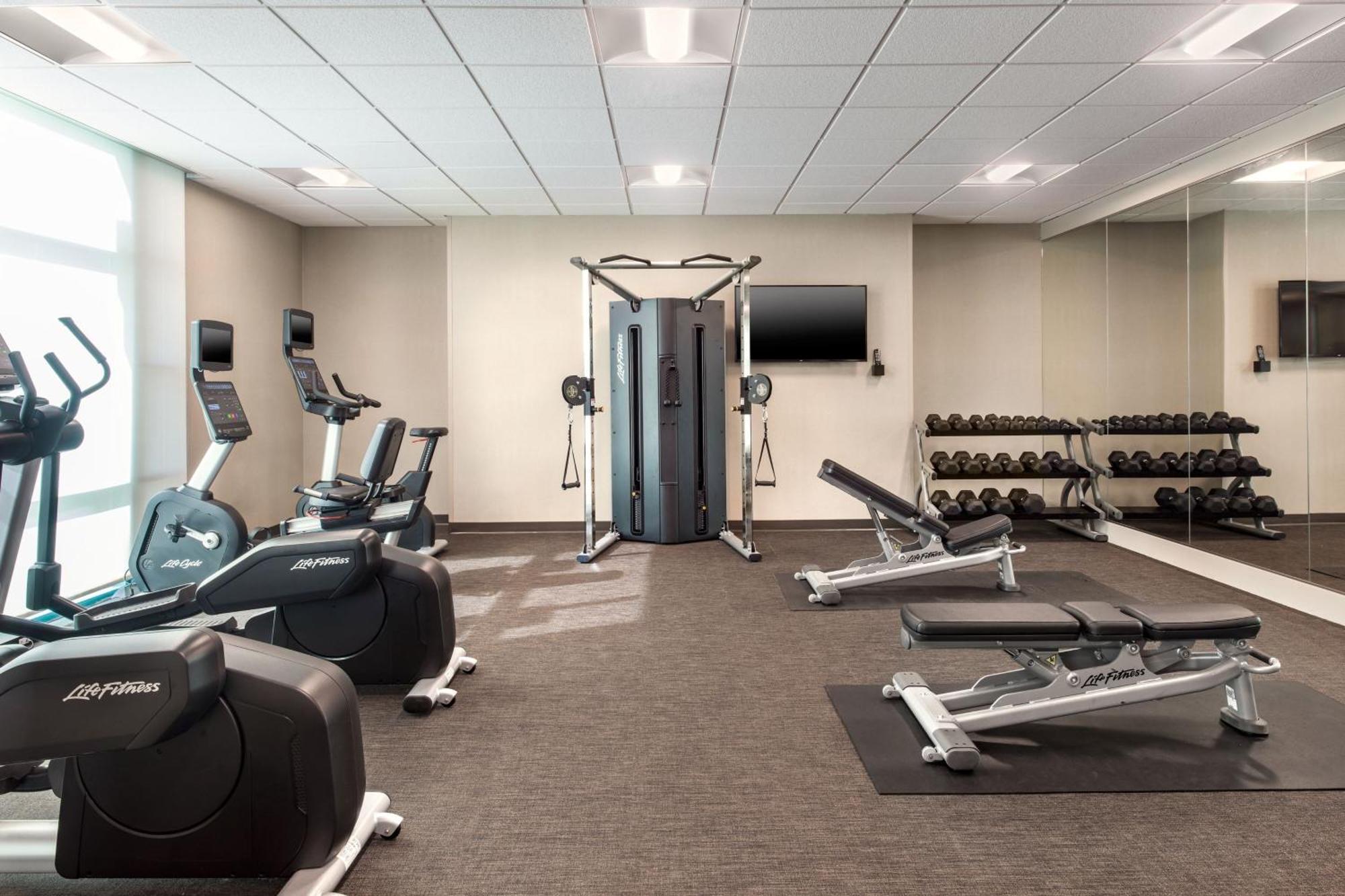 By Marriott Vegas Hughes Center 3* Las Vegas