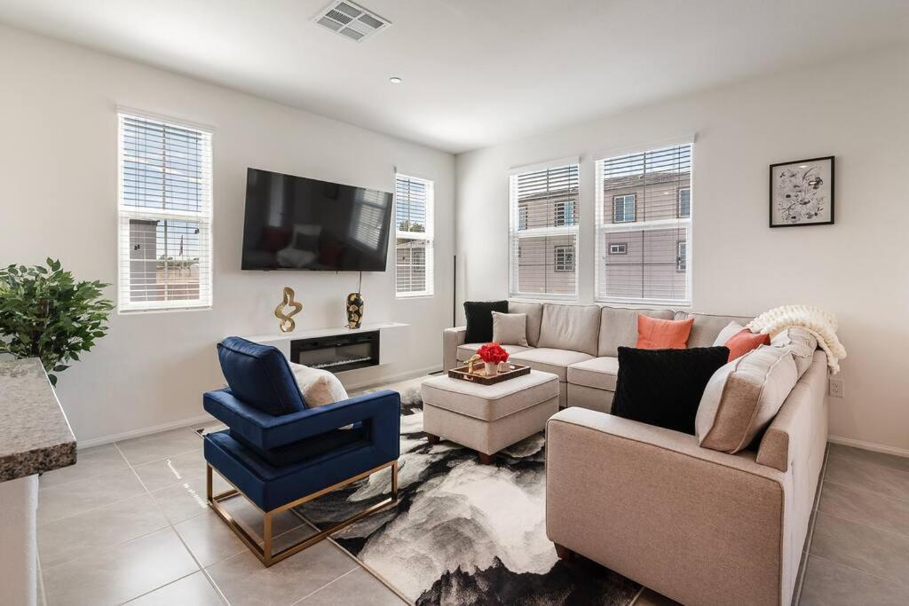 Apartment New! 2024 Lux & Modern By The Strip! Las Vegas