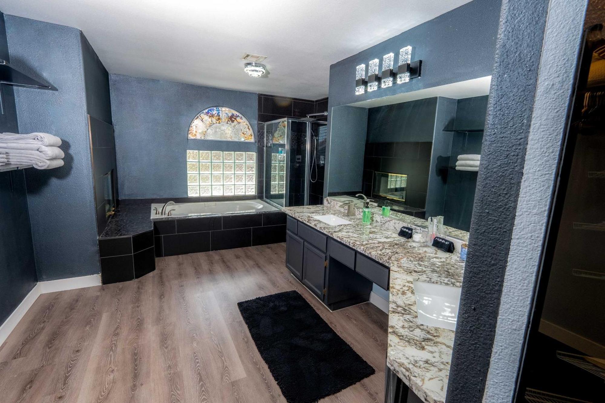 Sin City Sanctuary Estates L 10 Mins From Strip Villa *