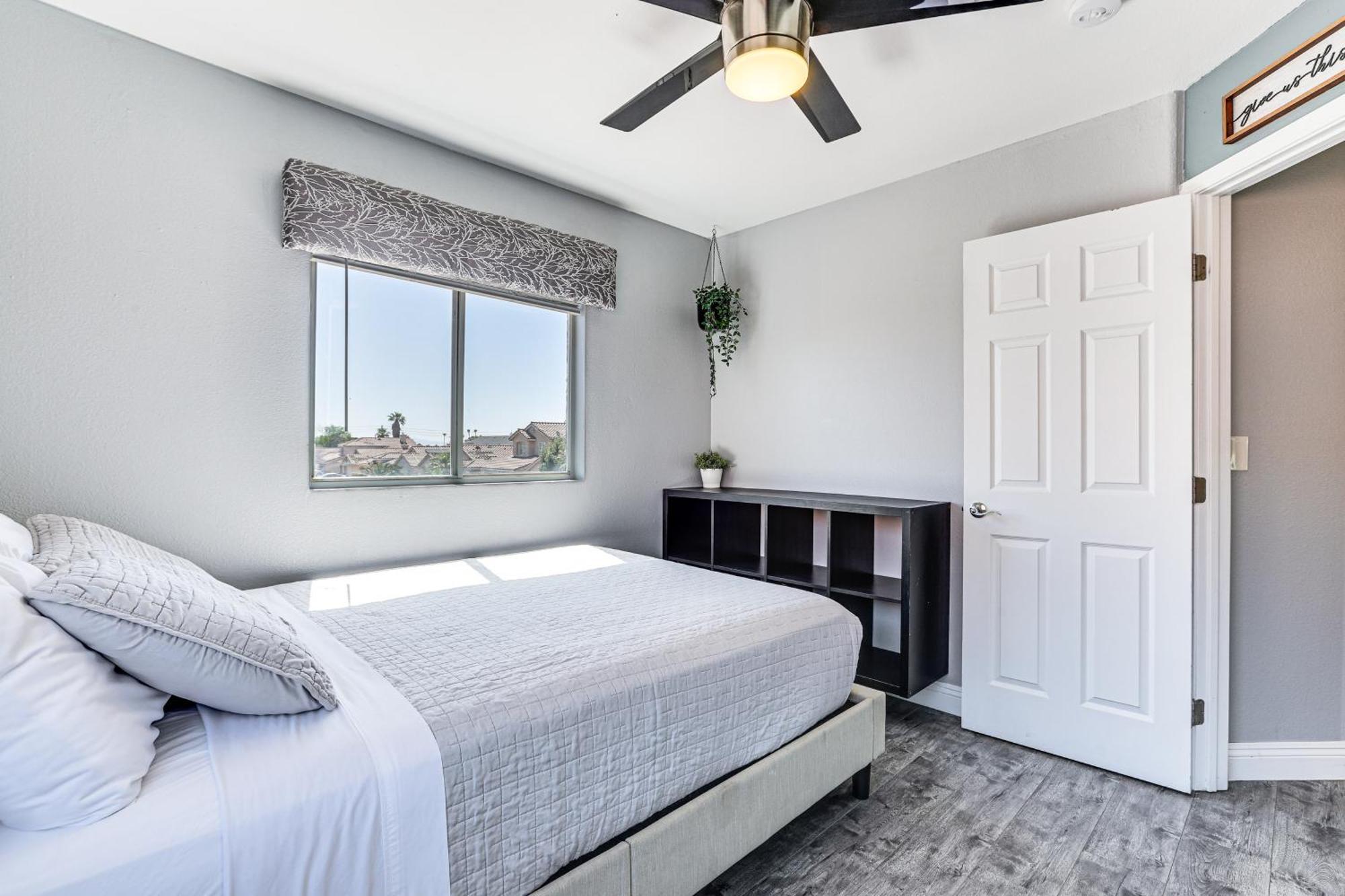 Holiday home Dog-friendly Vegas Escape With Patio! Las Vegas