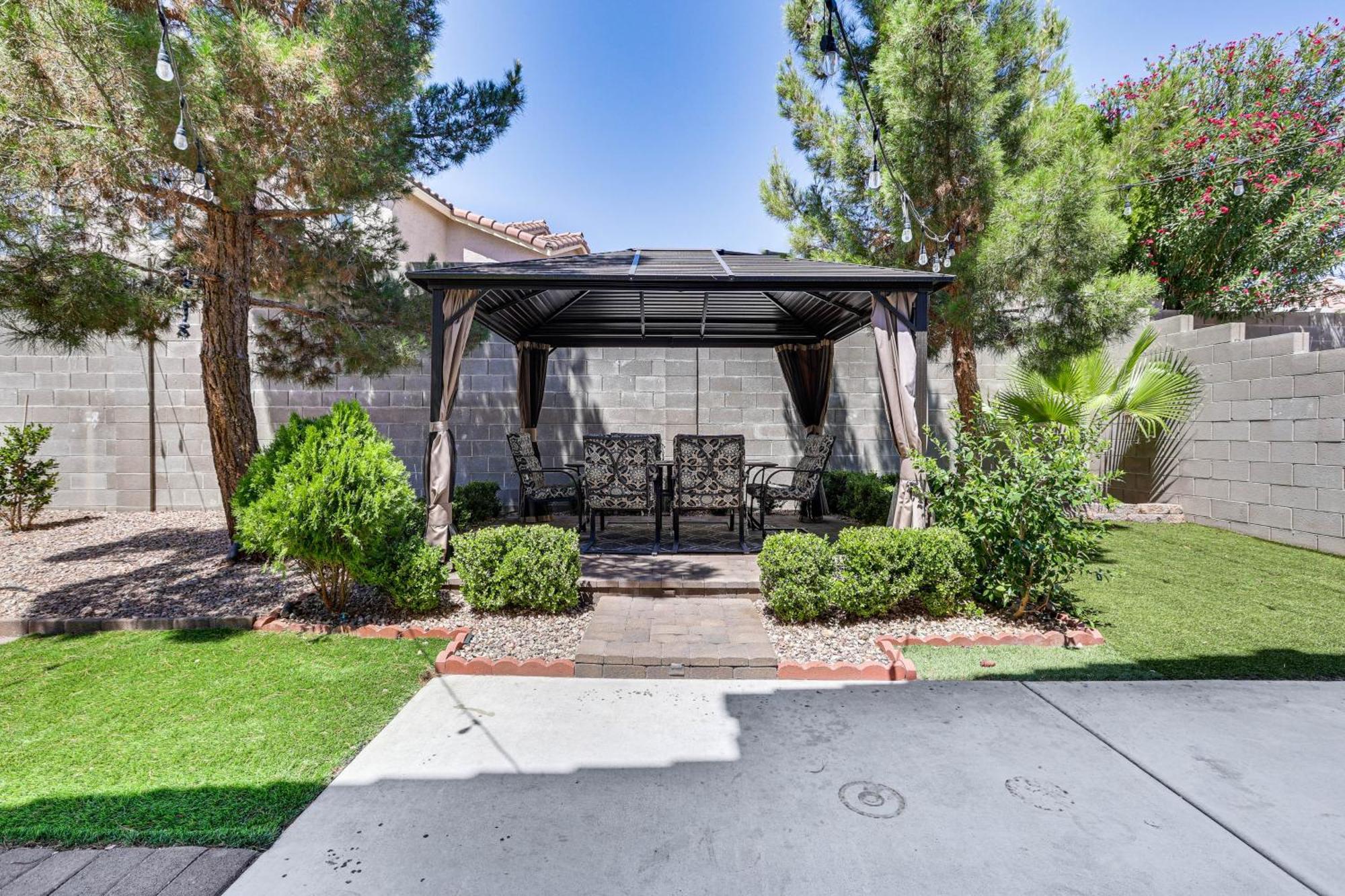 Dog-friendly Vegas Escape With Patio! * Las Vegas