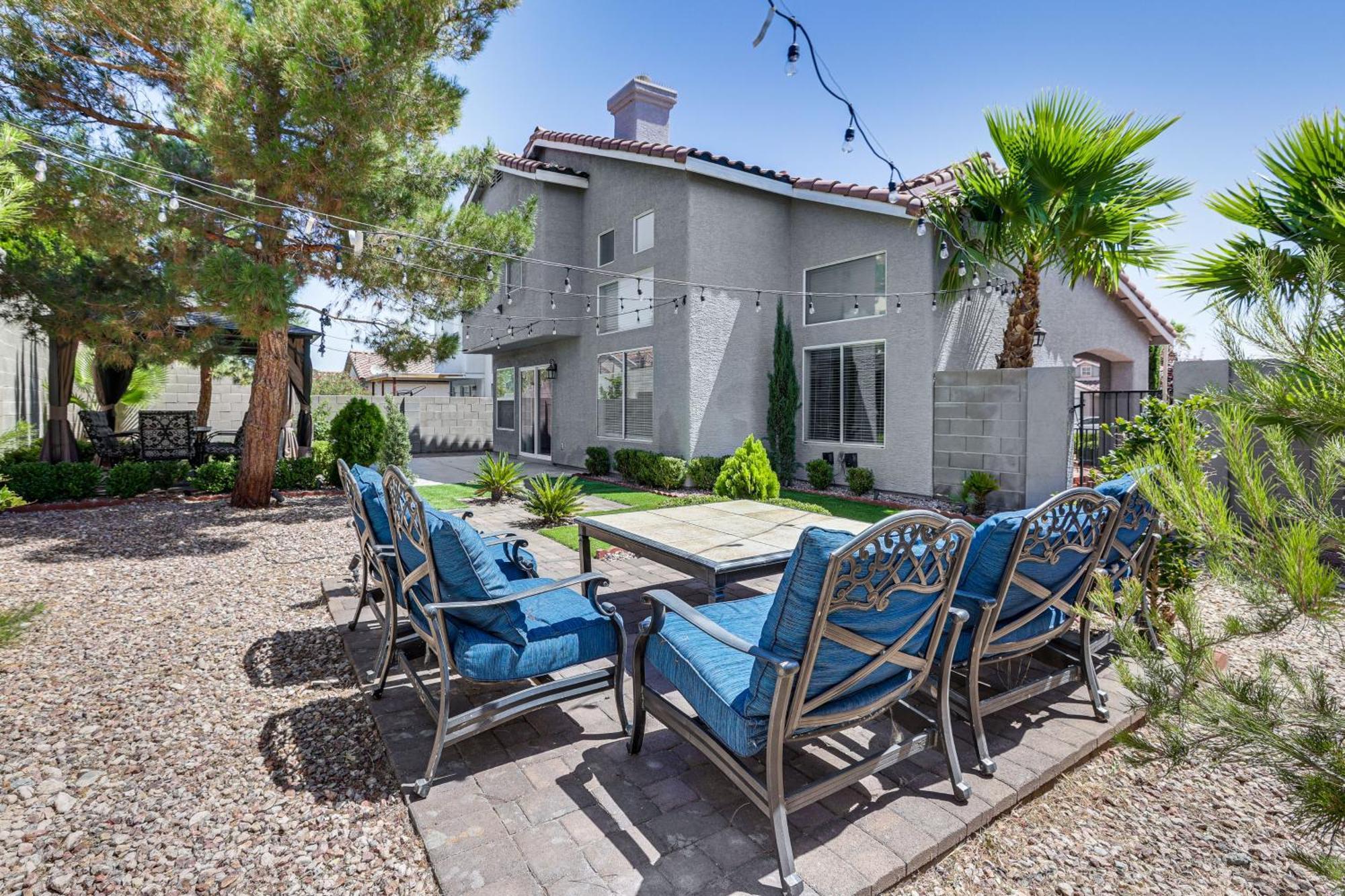 Dog-friendly Vegas Escape With Patio! Las Vegas