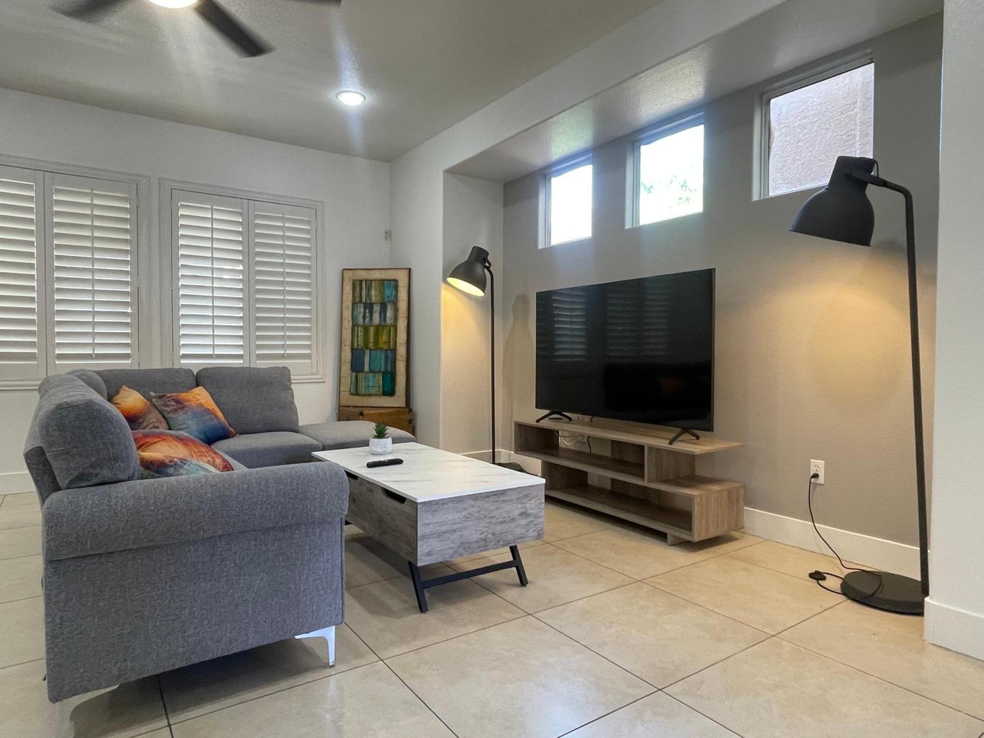 Perfect Lv - Gated & Quiet - 9mins To Strip * Las Vegas