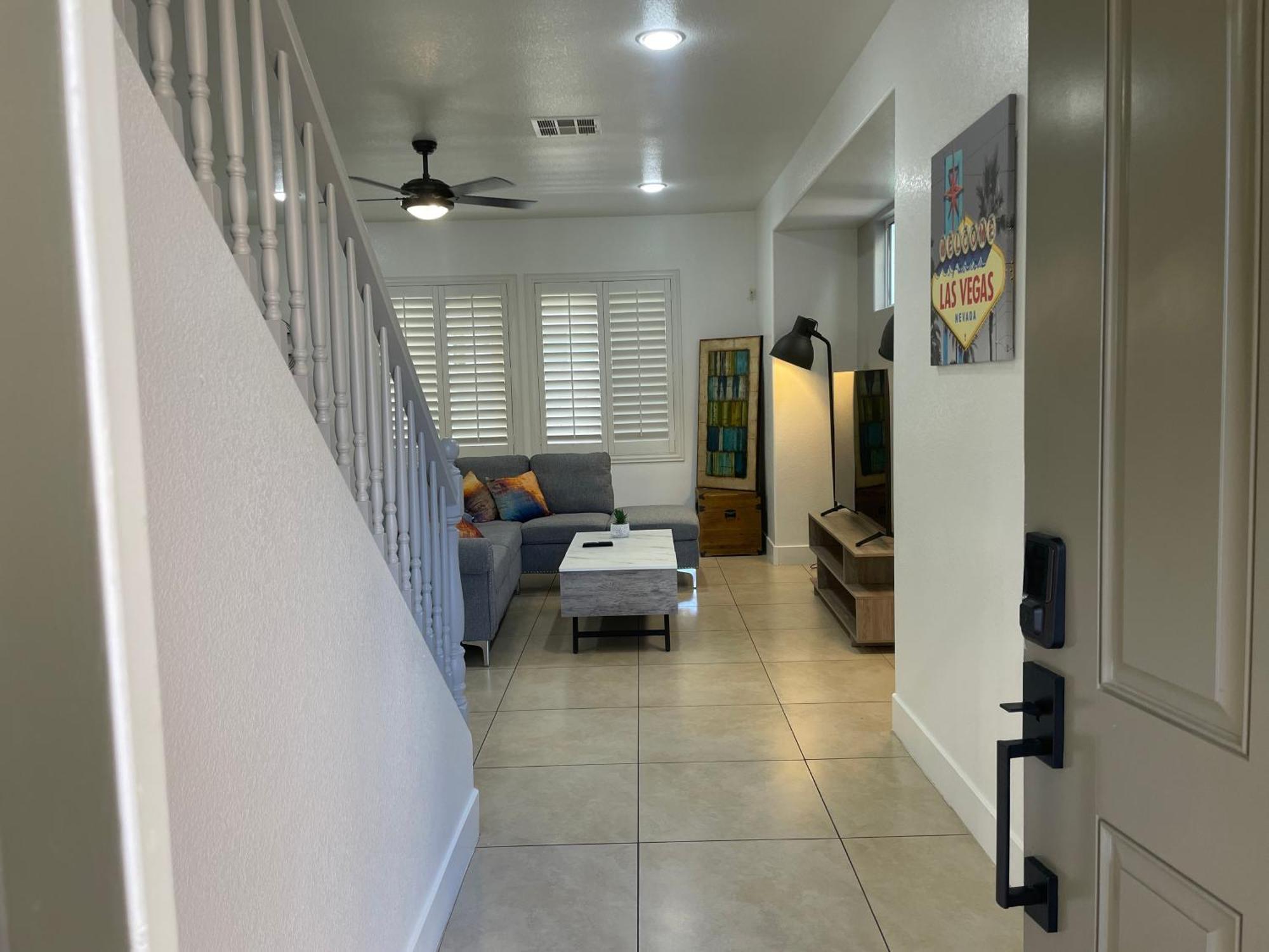 Perfect Lv - Gated & Quiet - 9mins To Strip Las Vegas