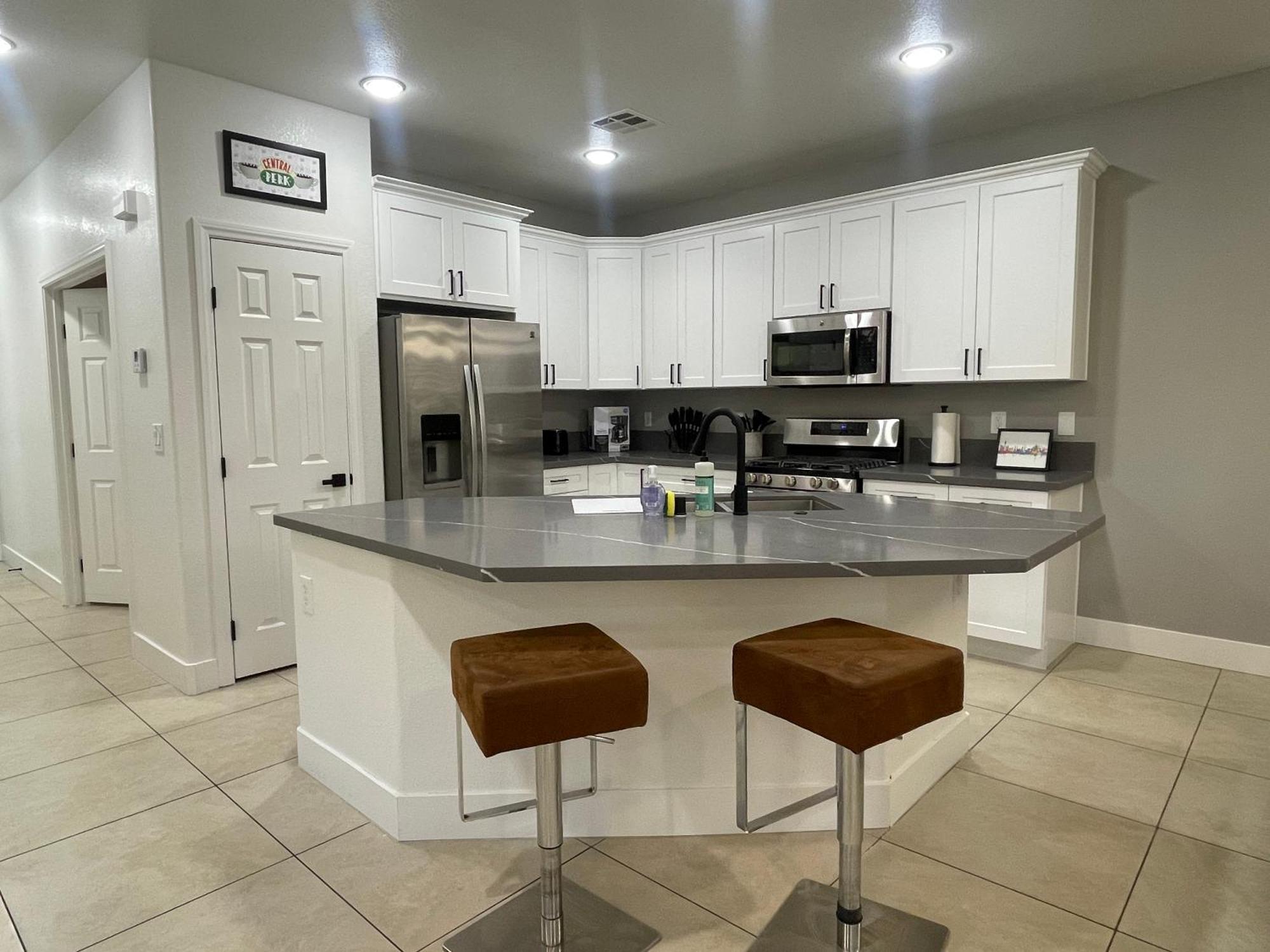 Perfect Lv - Gated & Quiet - 9mins To Strip * Las Vegas