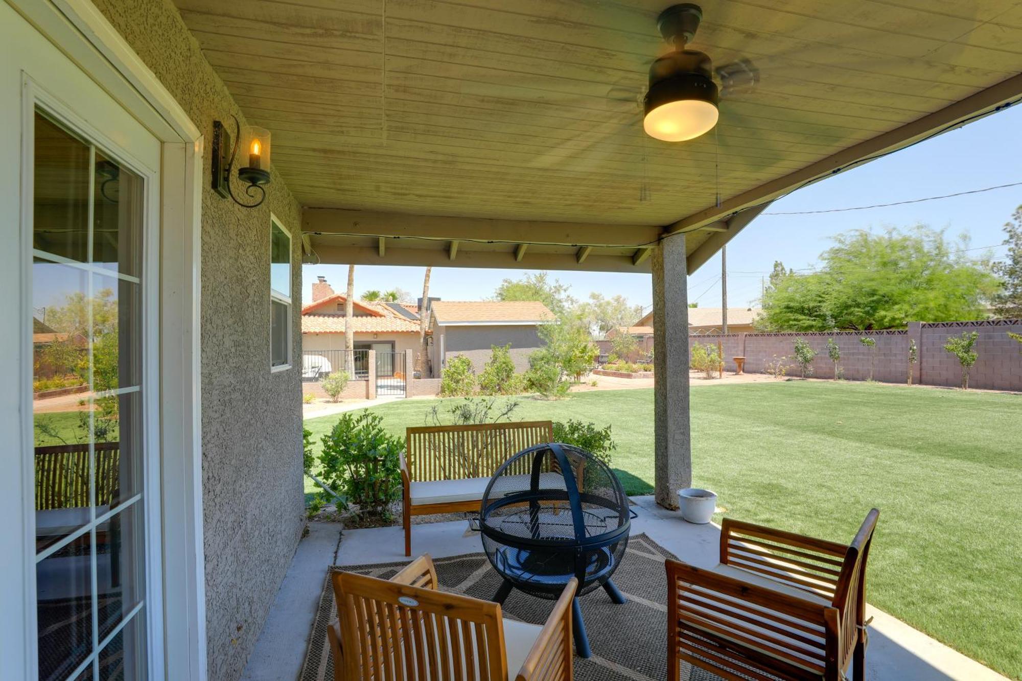 Luxe Vegas Casita With Patio About 6 Mi To Strip! Holiday home