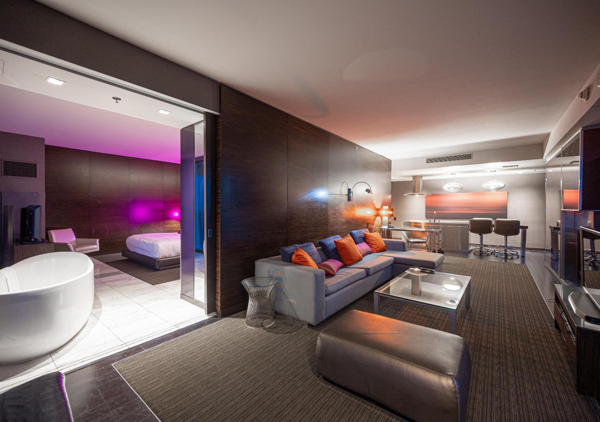 Aparthotel Stripviewsuites Two-bedroom Con-joined Exclusive