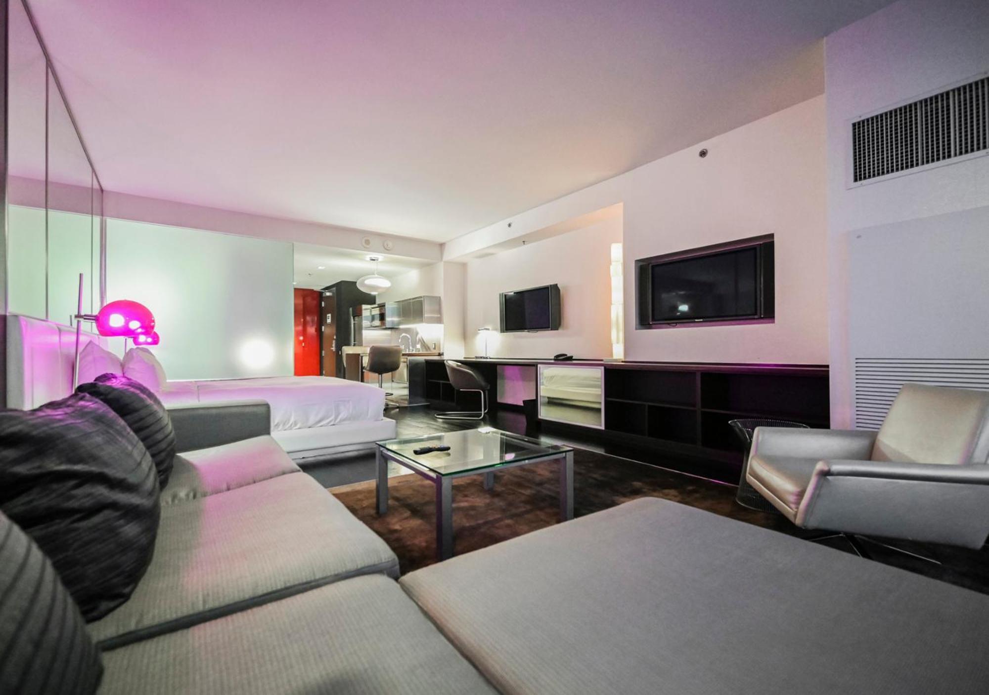 Stripviewsuites Two-bedroom Con-joined Exclusive Aparthotel *