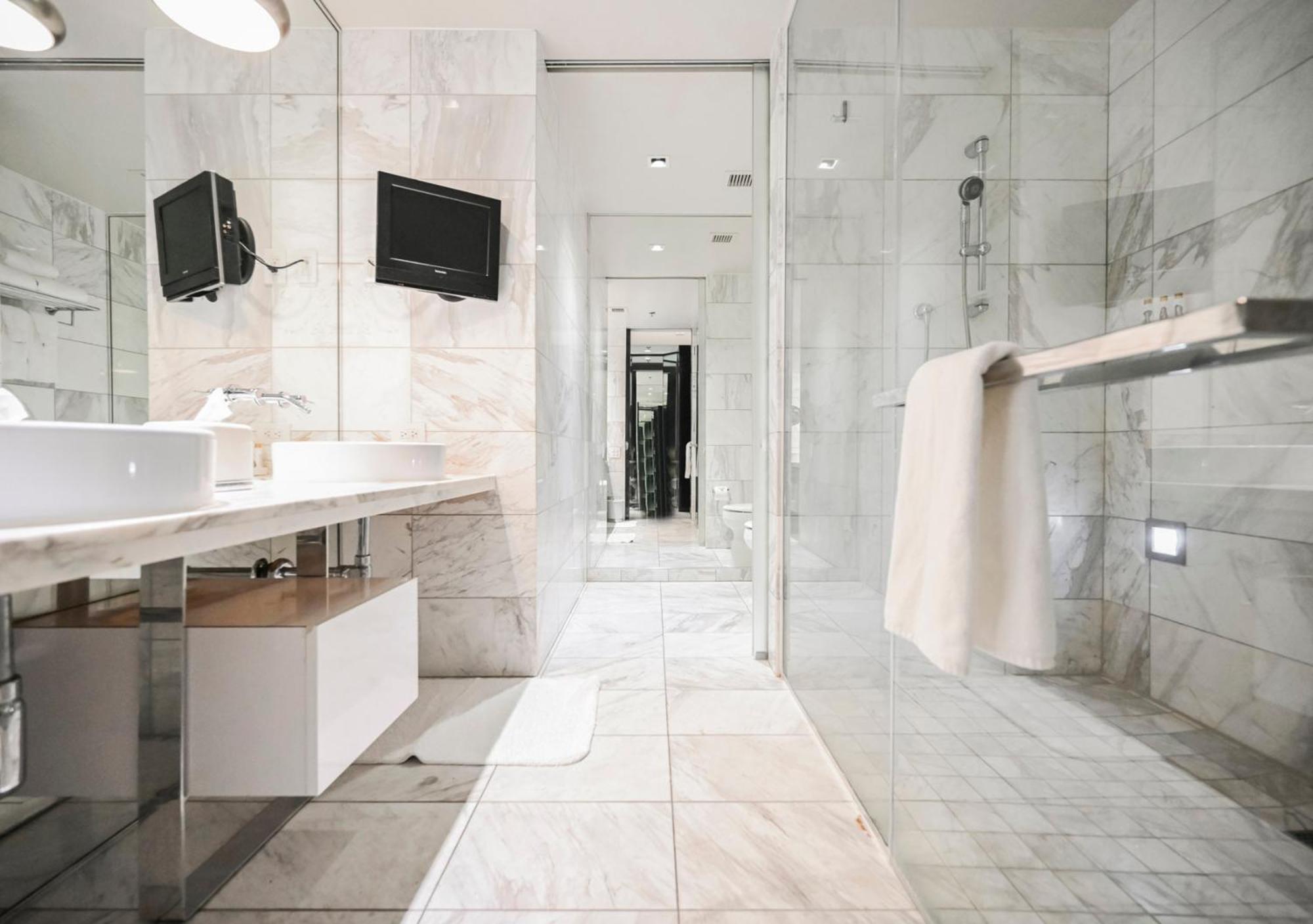 Stripviewsuites Two-bedroom Con-joined Exclusive Aparthotel