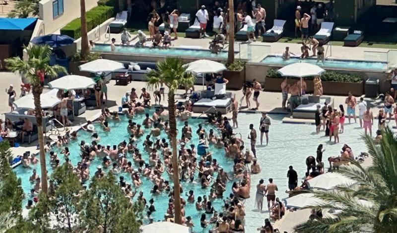 Mgm Signature-22-711 Strip View Jacuzzi Holiday home *