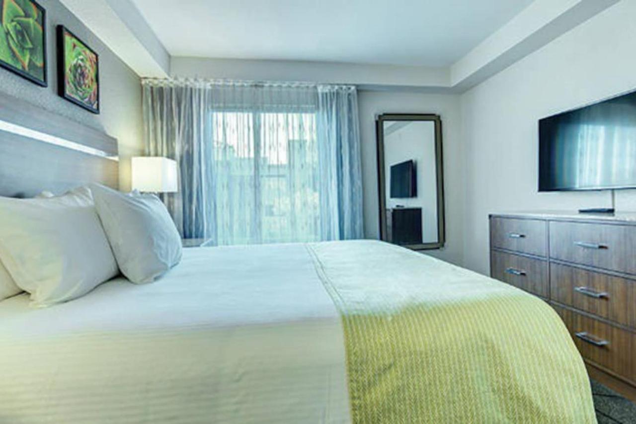 Holiday home Beautiful In Desert Rose - 2bd Sleeps