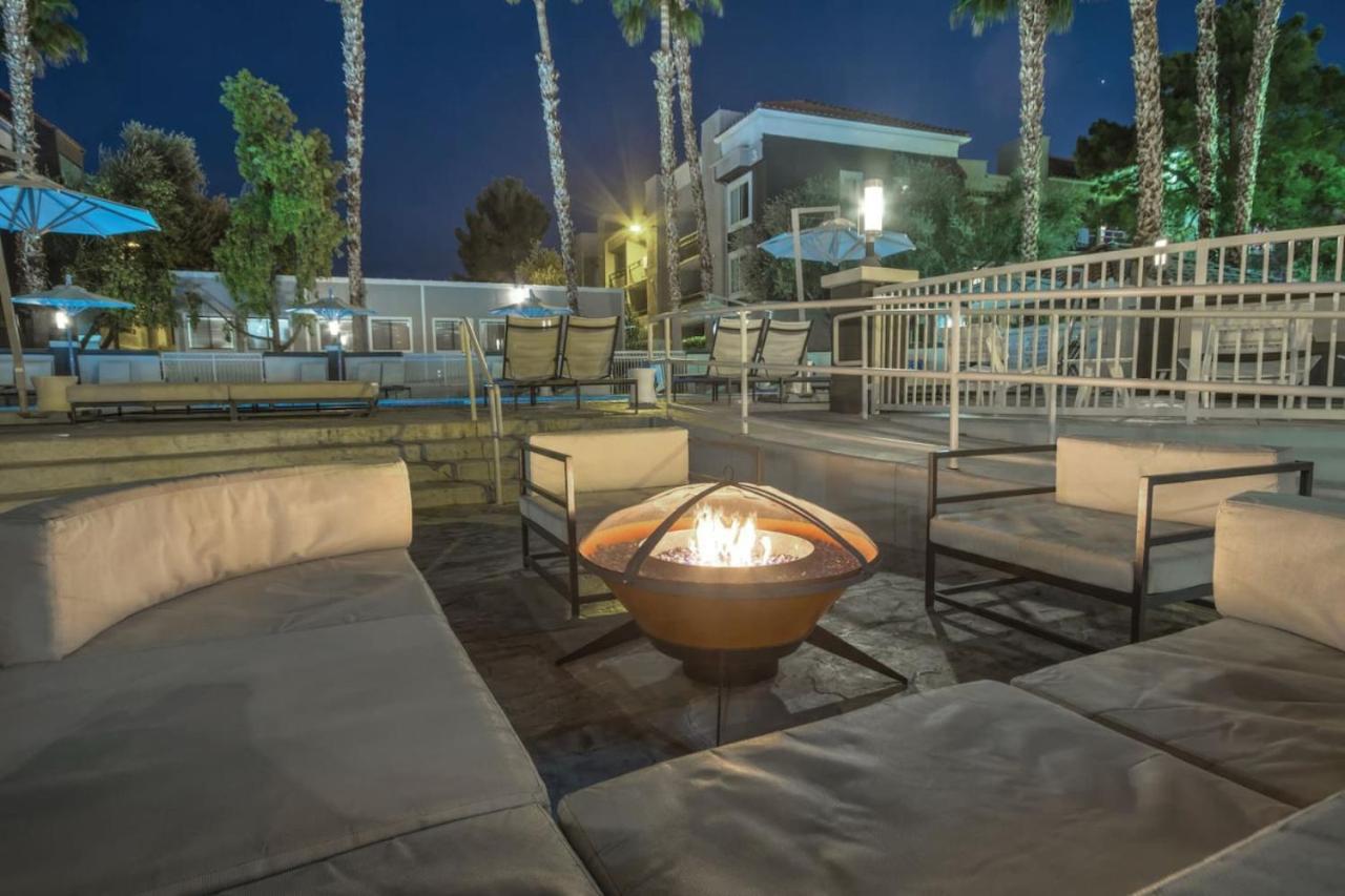 Beautiful In Desert Rose - 1bd Sleeps * Las Vegas