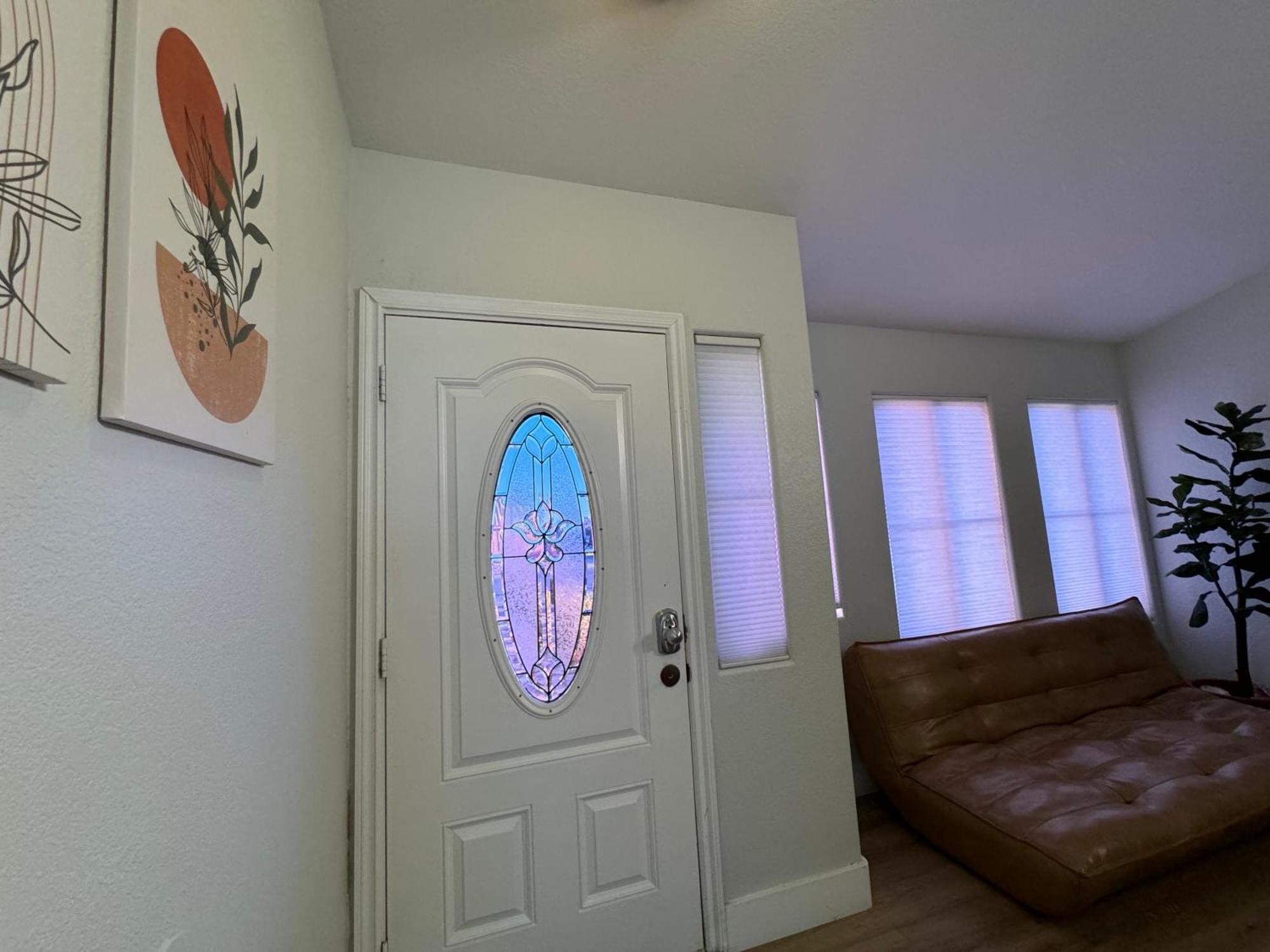 Boho Haus - Three Bedrooms House In Vegas Holiday home Las Vegas