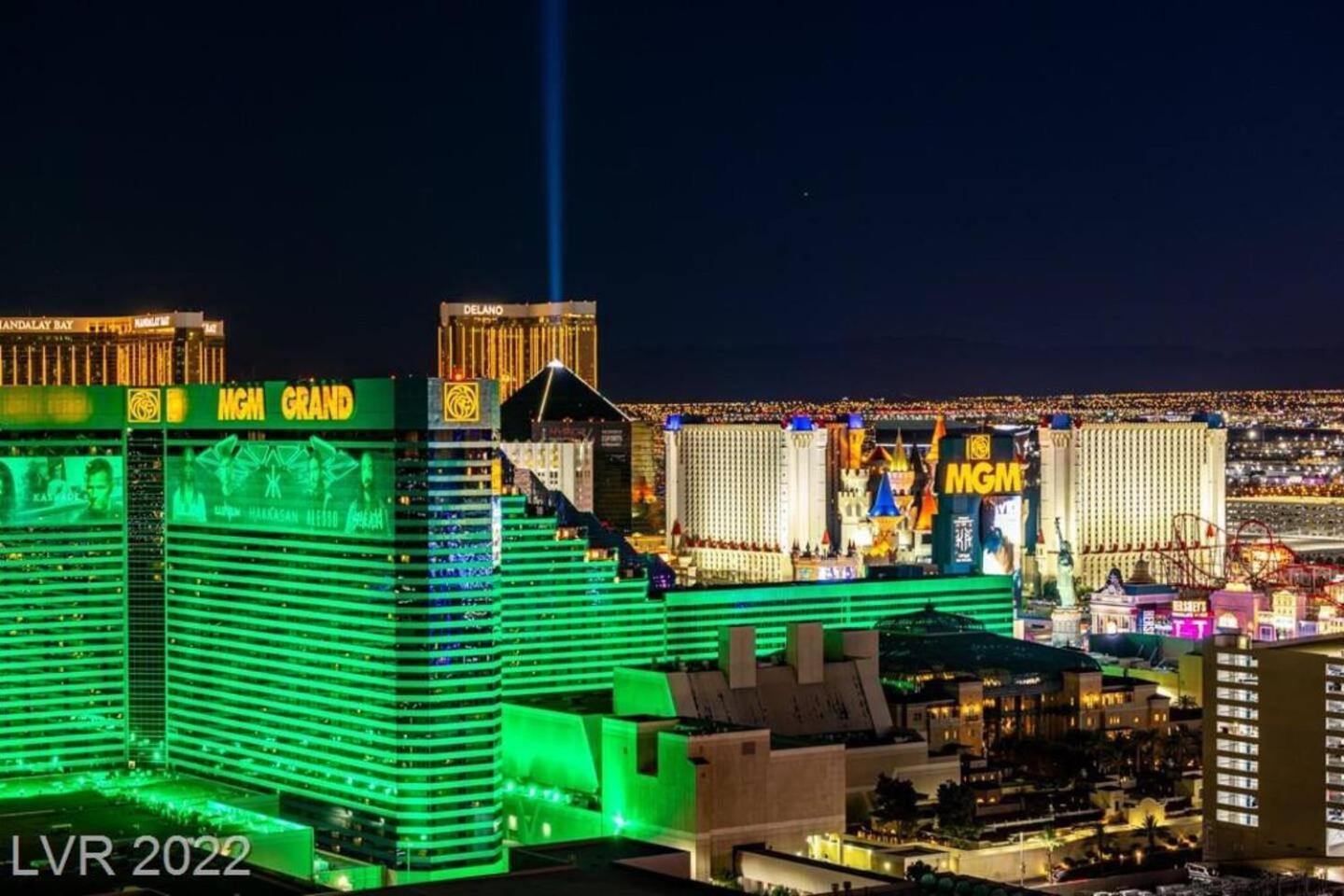 Hotel Awesome New Mgm Signature Las Vegas