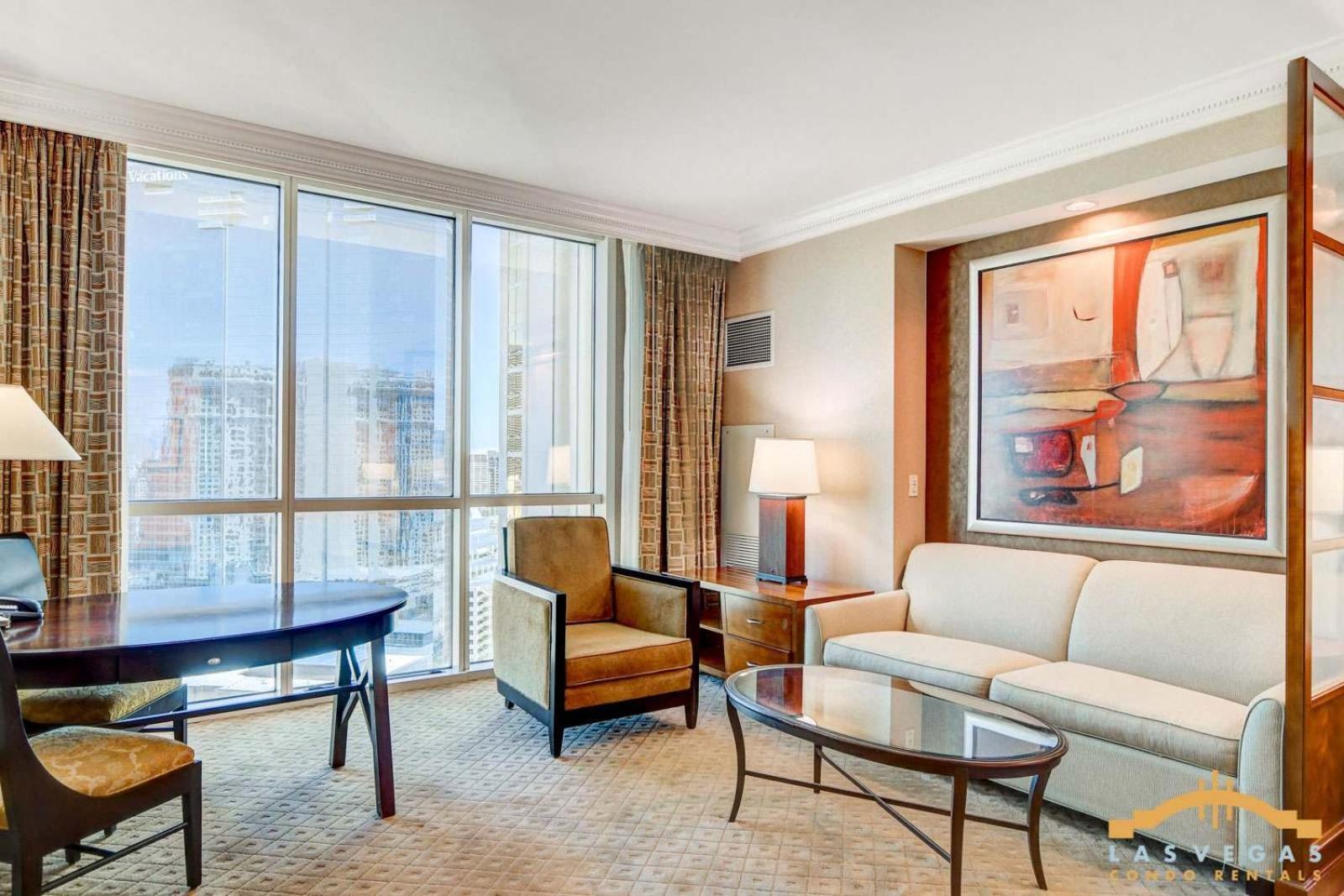 Mgm Signature-22-711 Strip View Jacuzzi *