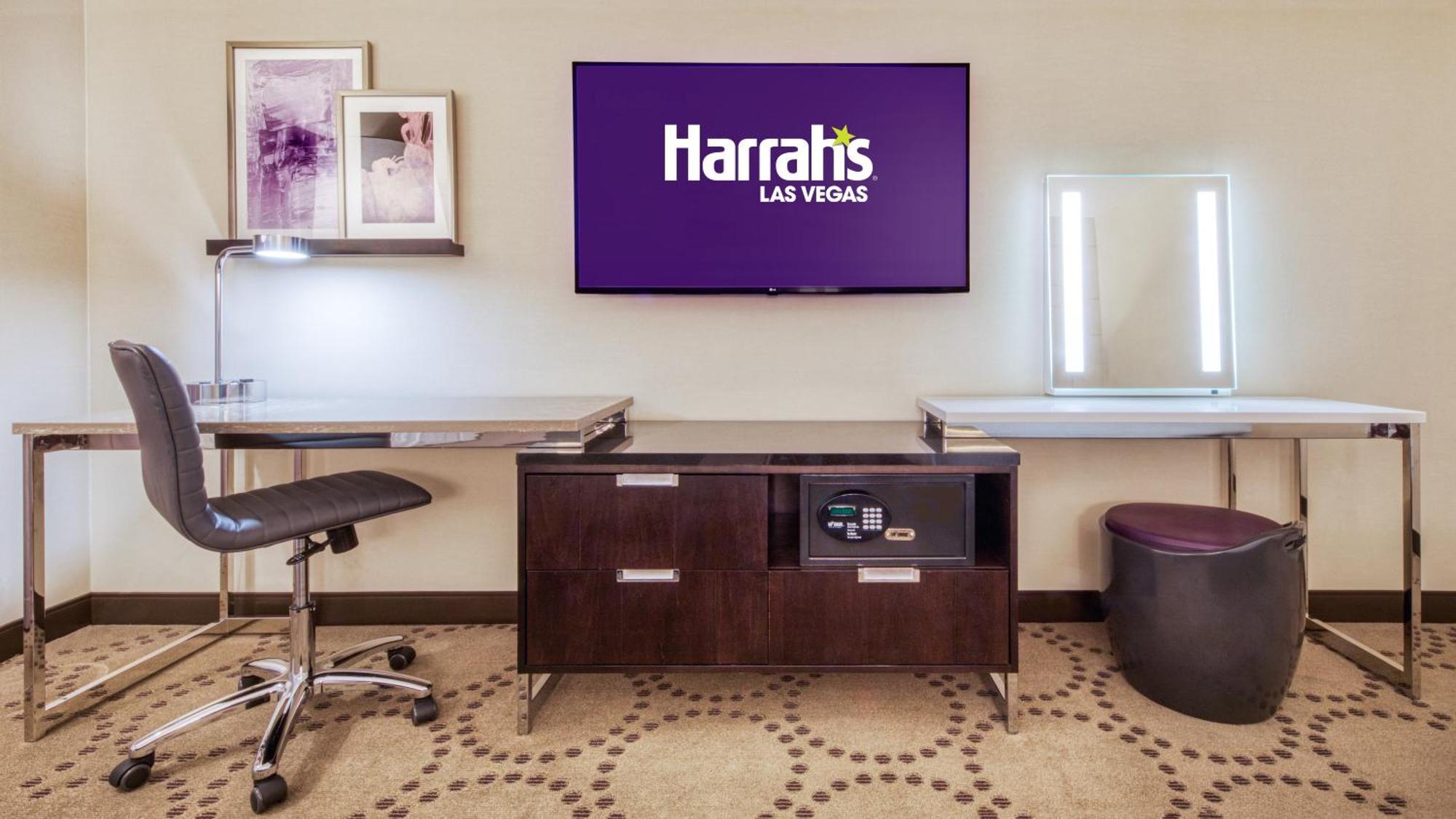Harrah's Vegas & Casino 3*