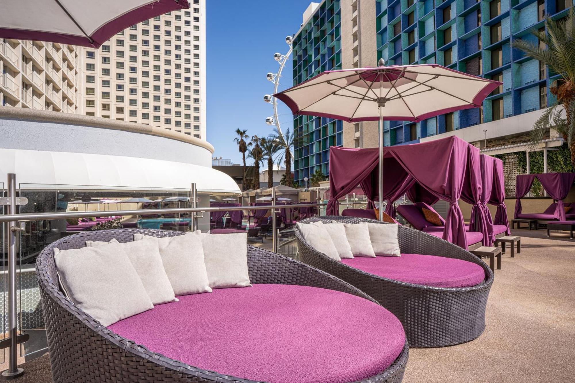 Harrah's Vegas & Casino Resort