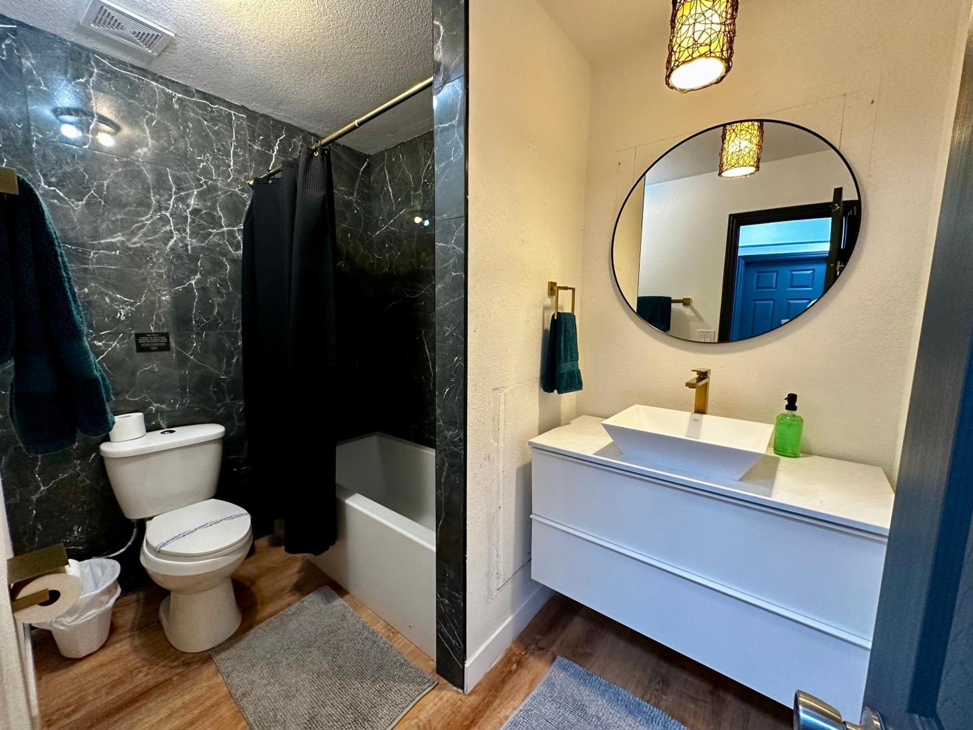 Villa The Peacock - 8 Bdr 4 Bth 14 Bds