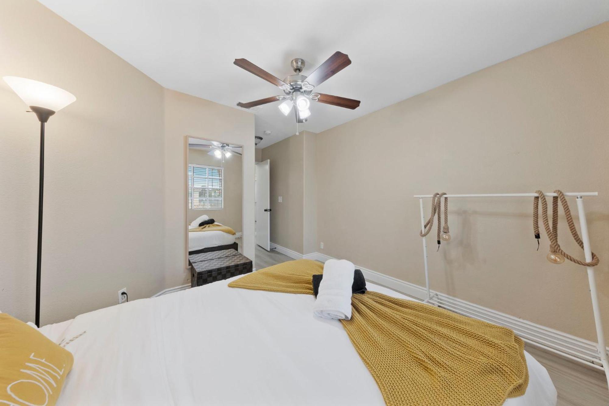 Holiday home Zen - A Home Away From Home And In Heart Of Las Vegas