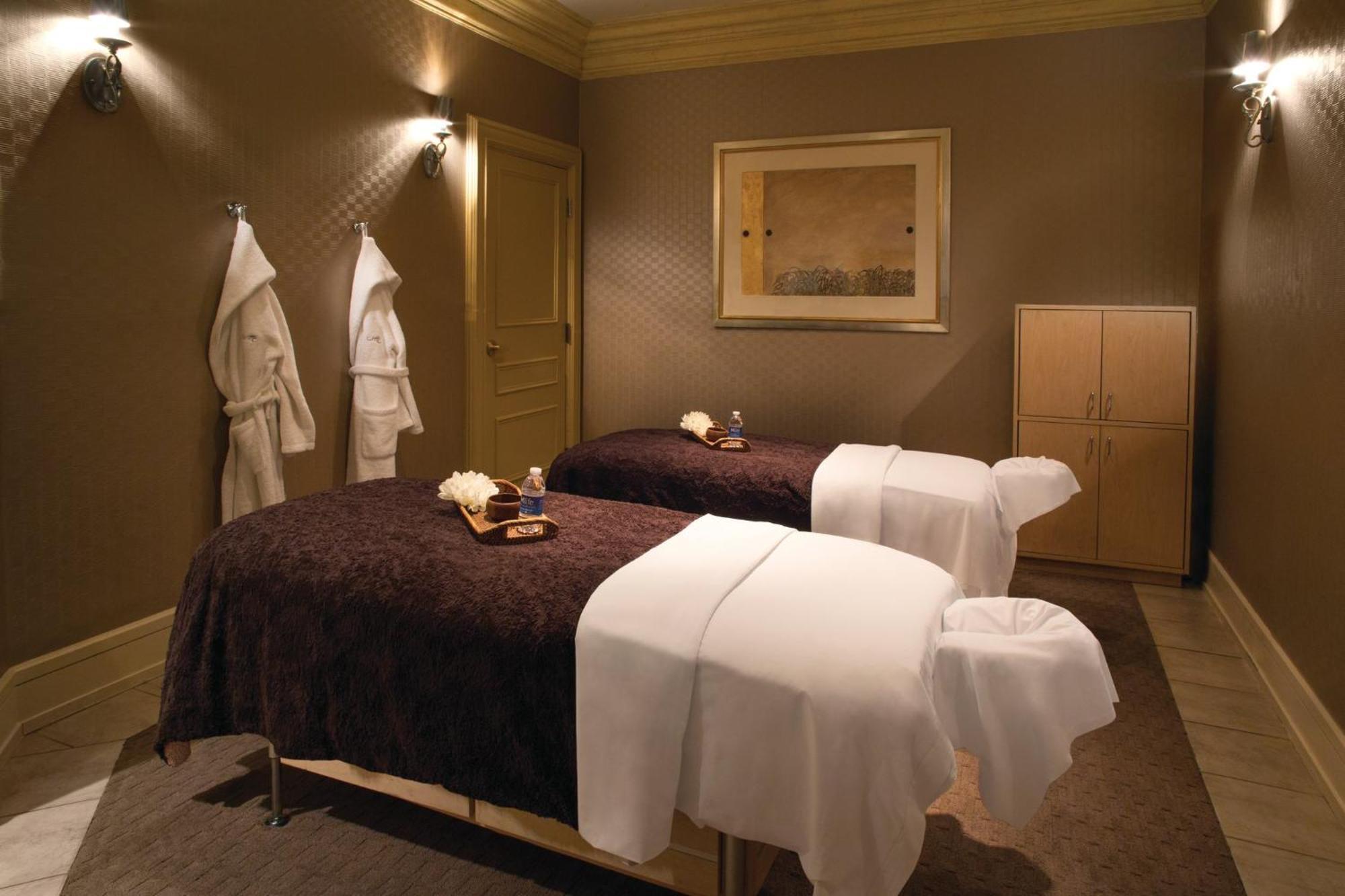 Resort Mandalay Bay 4*