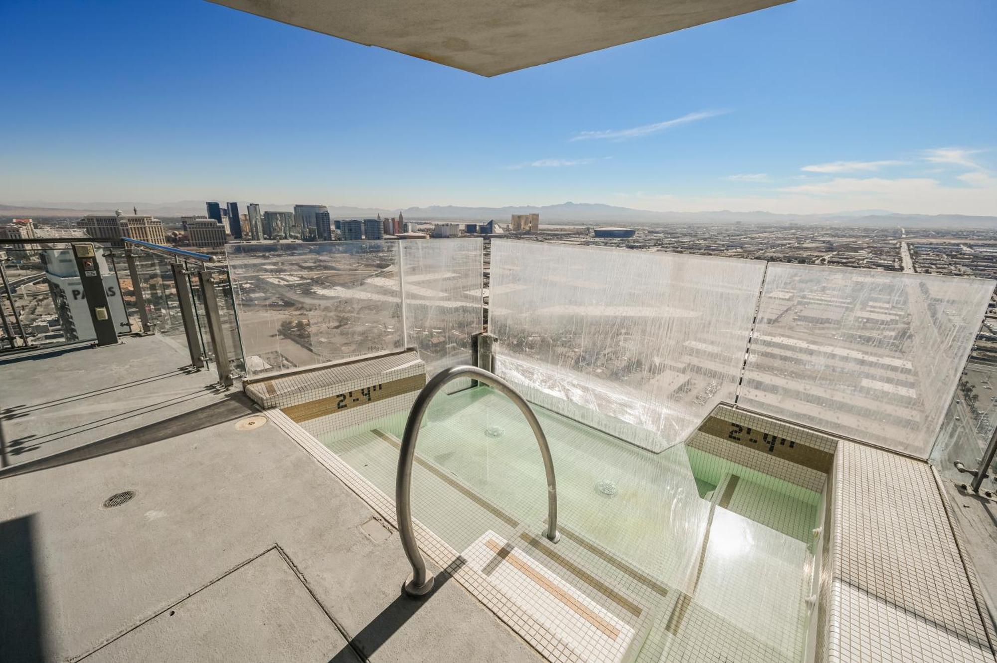 Aparthotel Stripviewsuites Ultimate Luxury Penthouses Full Strip View & Balcony *