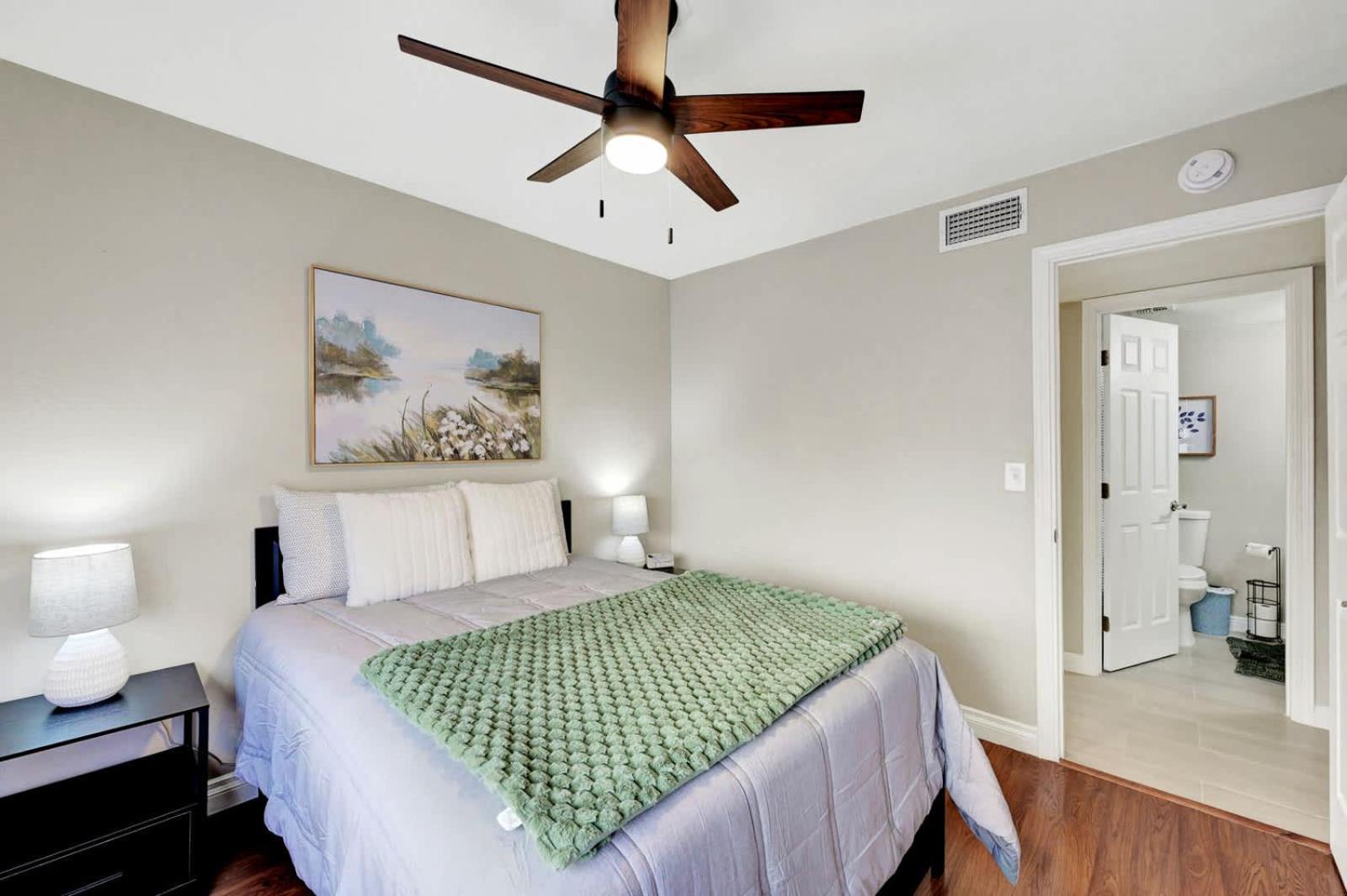 Bright Fun Spacious With Pool *