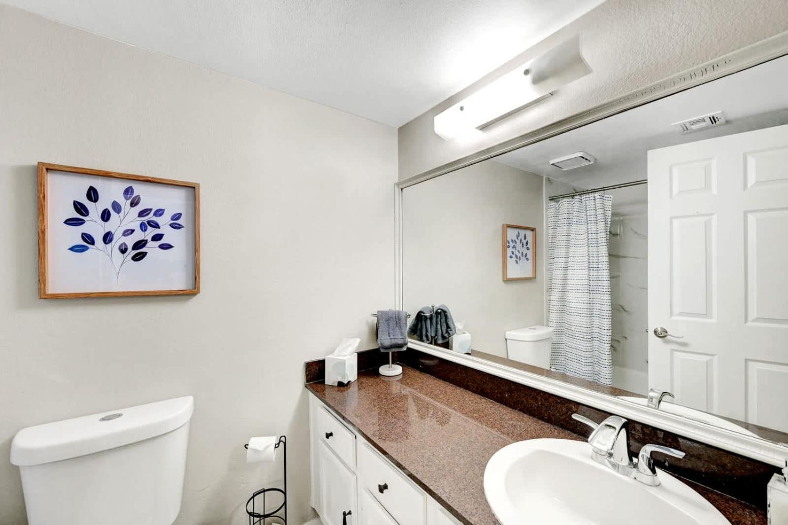Bright Fun Spacious With Pool Holiday home
