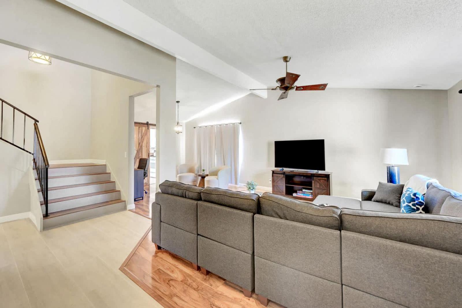 Holiday home Bright Fun Spacious With Pool Las Vegas