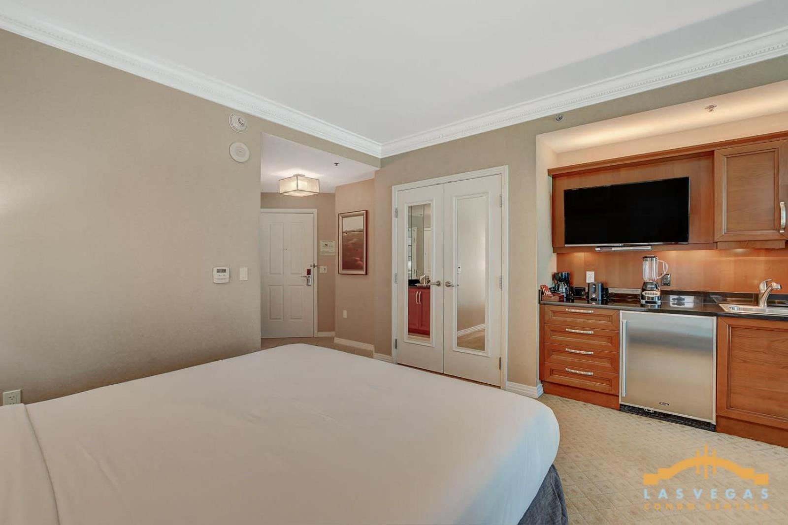 Mgm Signature-03-703 Strip View Jacuzzi Las Vegas