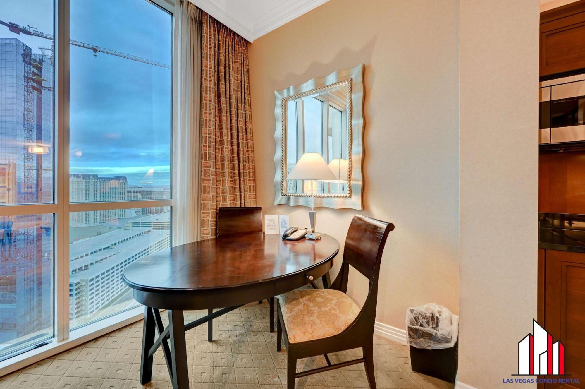 Signature 2br3ba F1 View Balcony Ste 17-801 And 03 Holiday home *