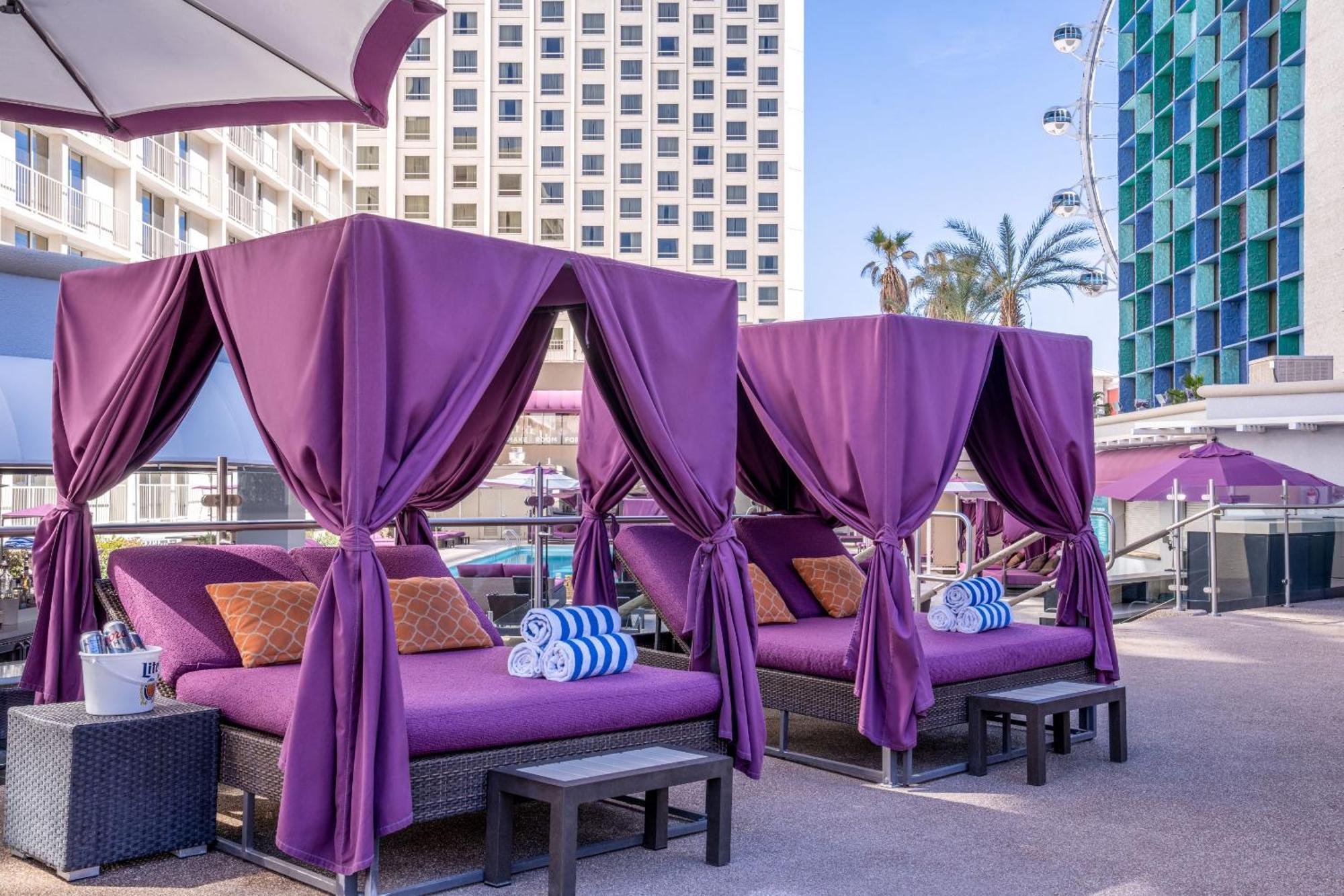 Harrah's Vegas & Casino 3*