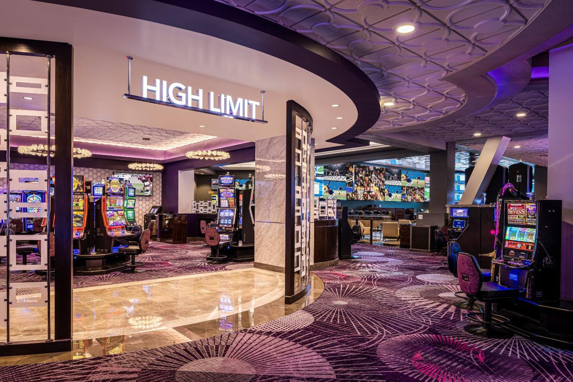 Harrah's Vegas & Casino Resort