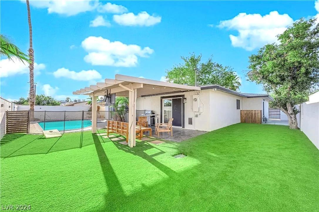 Holiday home Getaway W Pool In Vegas 10 Mins To Strip Las Vegas