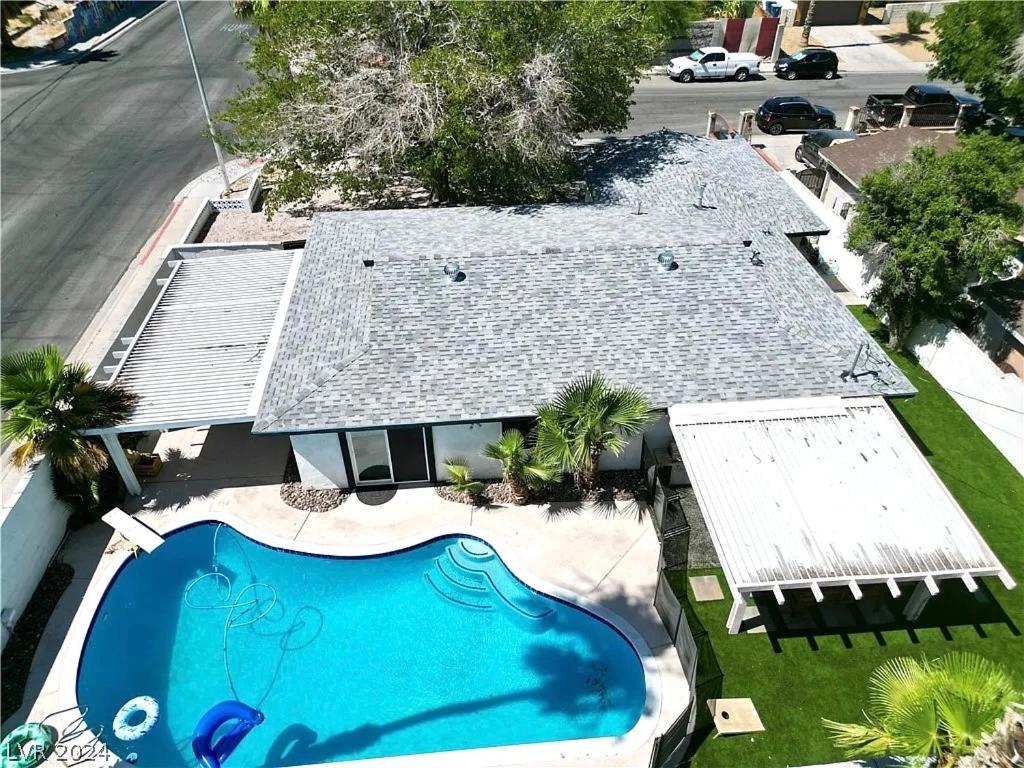 Holiday home Getaway W Pool In Vegas 10 Mins To Strip *