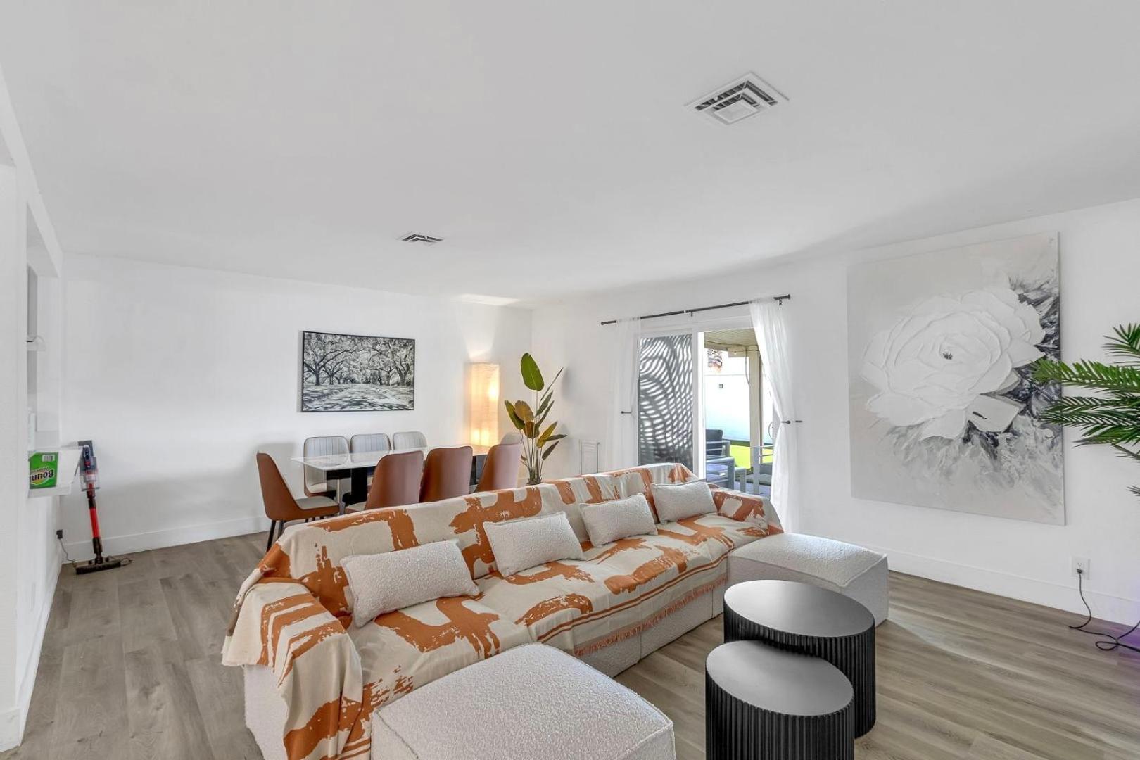 Holiday home Getaway W Pool In Vegas 10 Mins To Strip Las Vegas