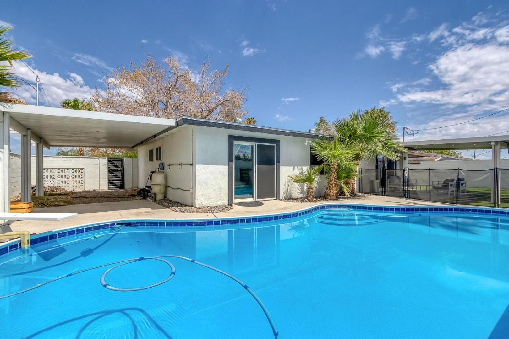 Getaway W Pool In Vegas 10 Mins To Strip * Las Vegas