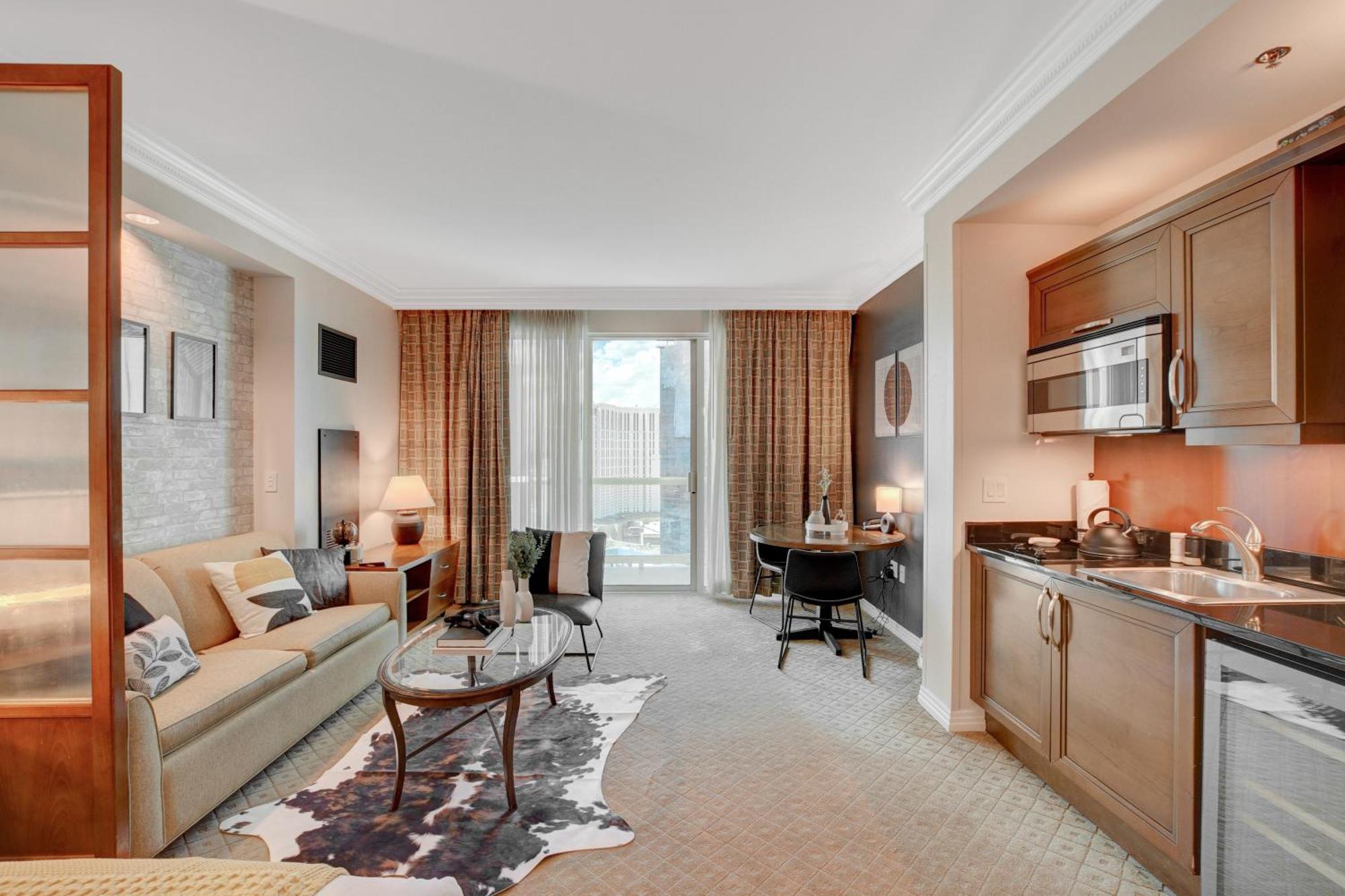 Premium Jr Mgm Signature Balcony Strip View