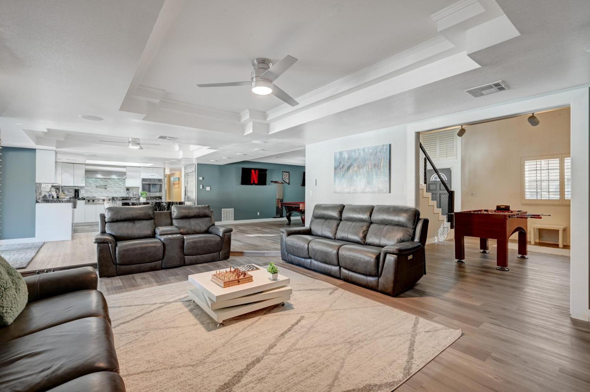 Plush Vegas Retreat 5 Min From Strip * Las Vegas