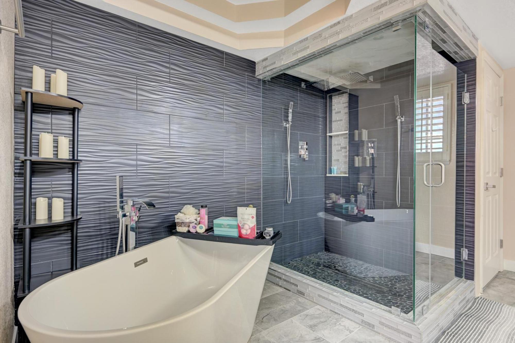 Plush Vegas Retreat 5 Min From Strip Villa Las Vegas