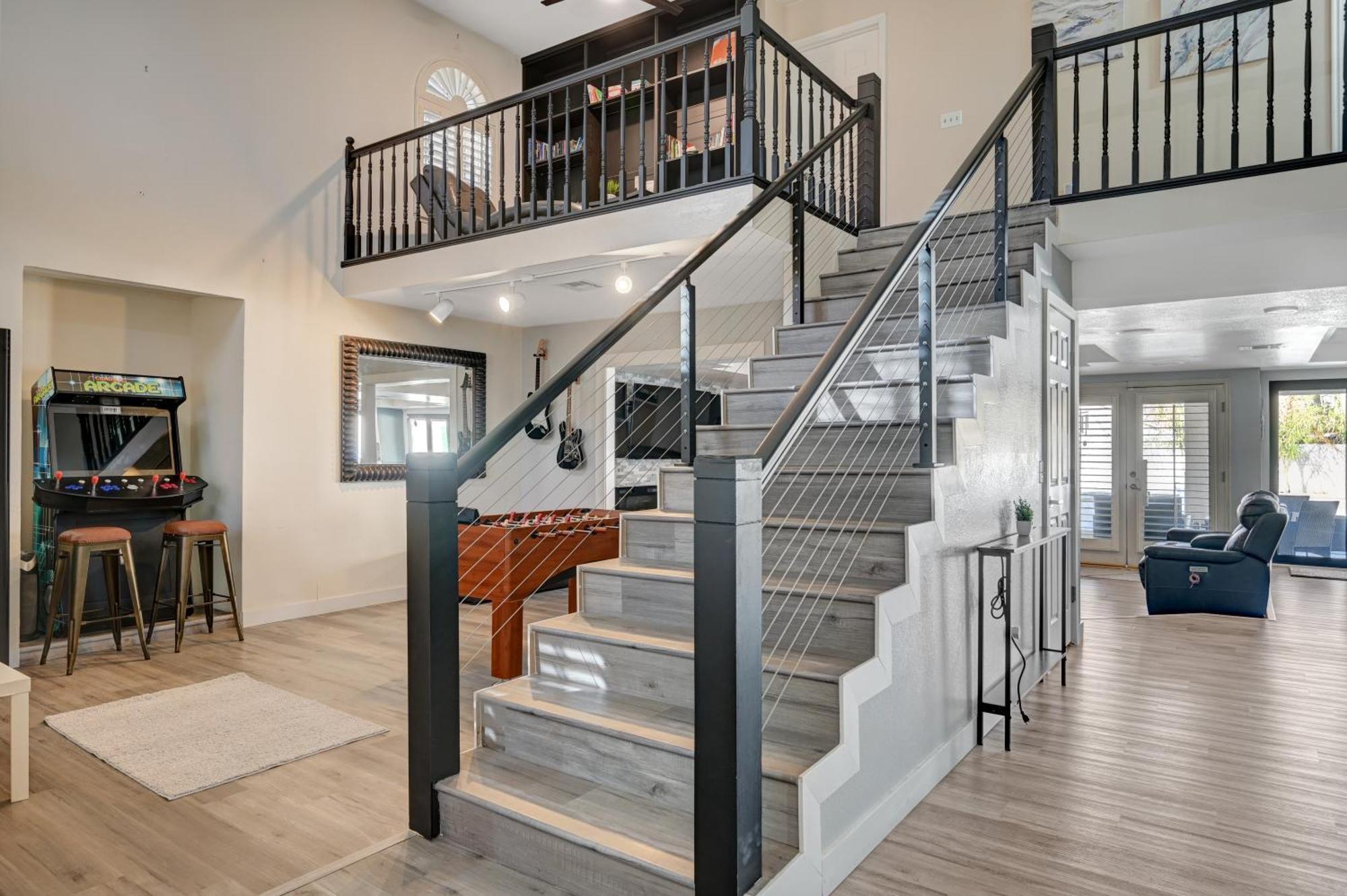 Plush Vegas Retreat 5 Min From Strip Villa Las Vegas