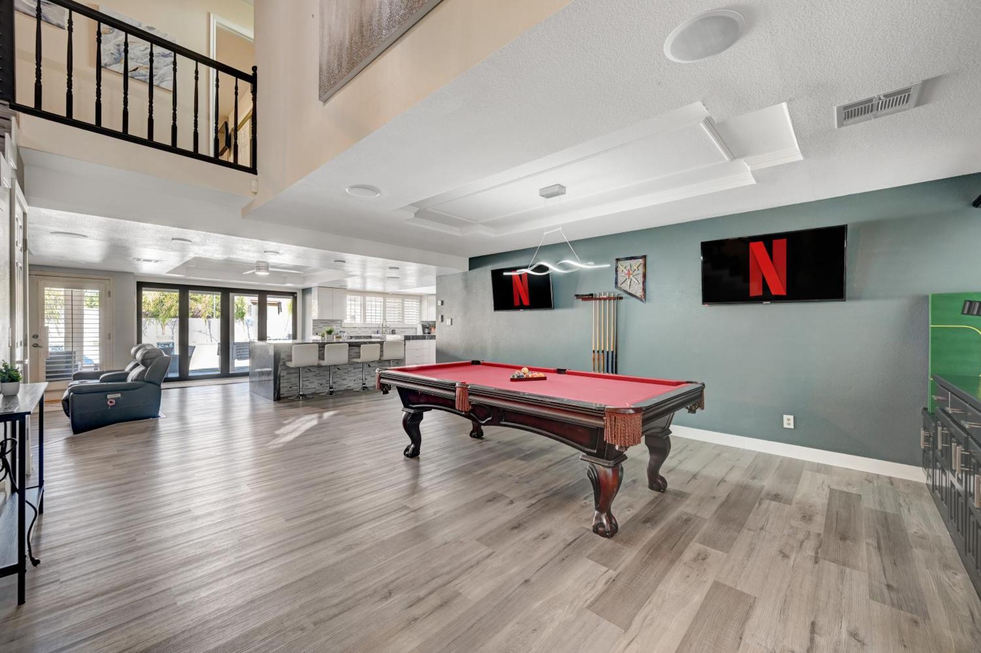 Plush Vegas Retreat 5 Min From Strip * Las Vegas