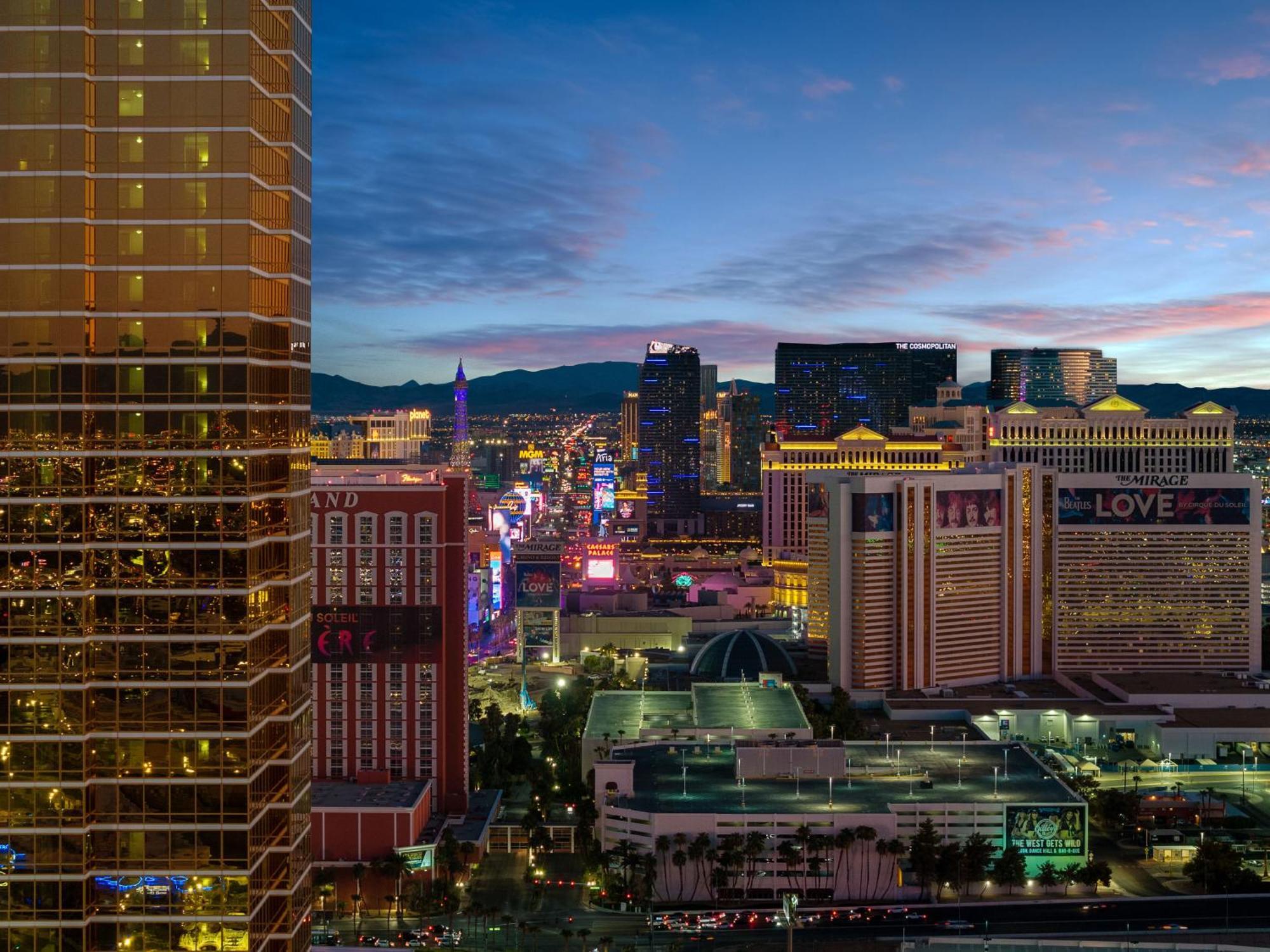 Trump 56th Floor - Sphere And Strip View - No Fees Aparthotel Las Vegas