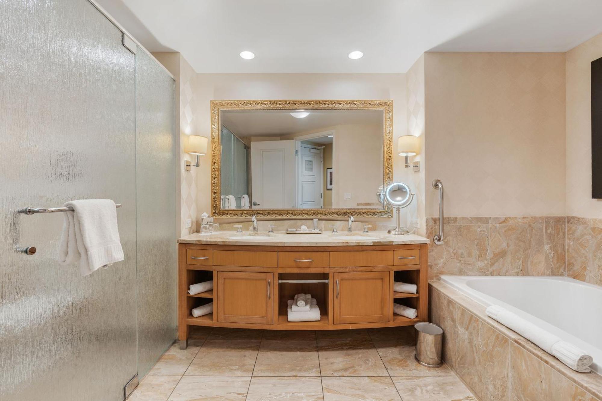 Aparthotel Trump 56th Floor - Sphere And Strip View - No Fees *