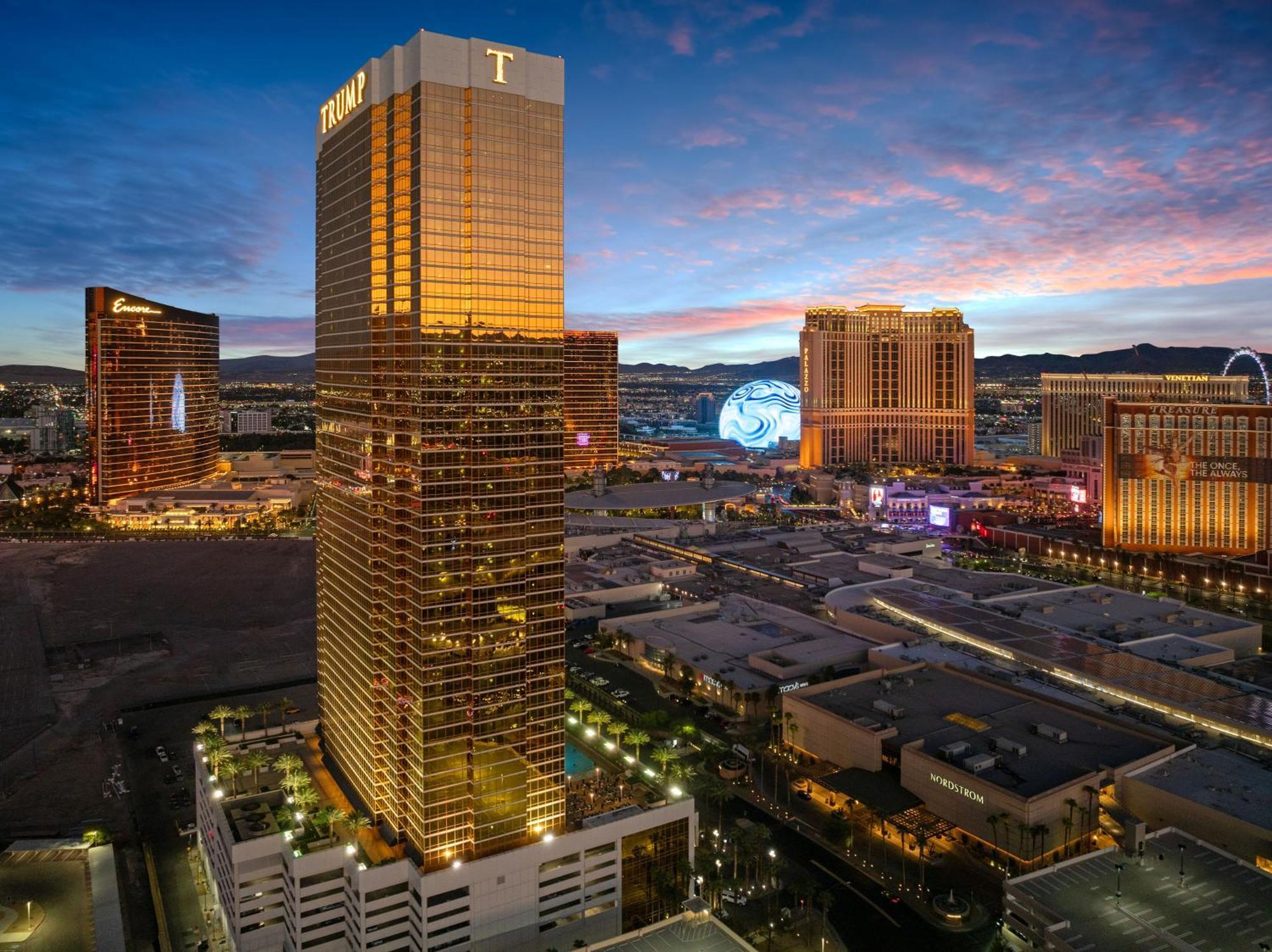Aparthotel Trump 56th Floor - Sphere And Strip View - No Fees