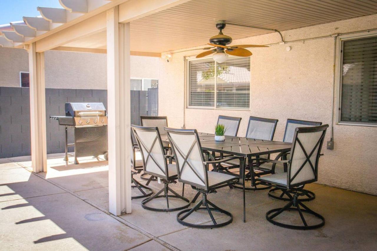 Modern 3br Quiet With Pool Holiday home Las Vegas