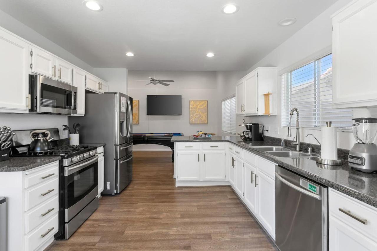 Modern 3br Quiet With Pool Holiday home *