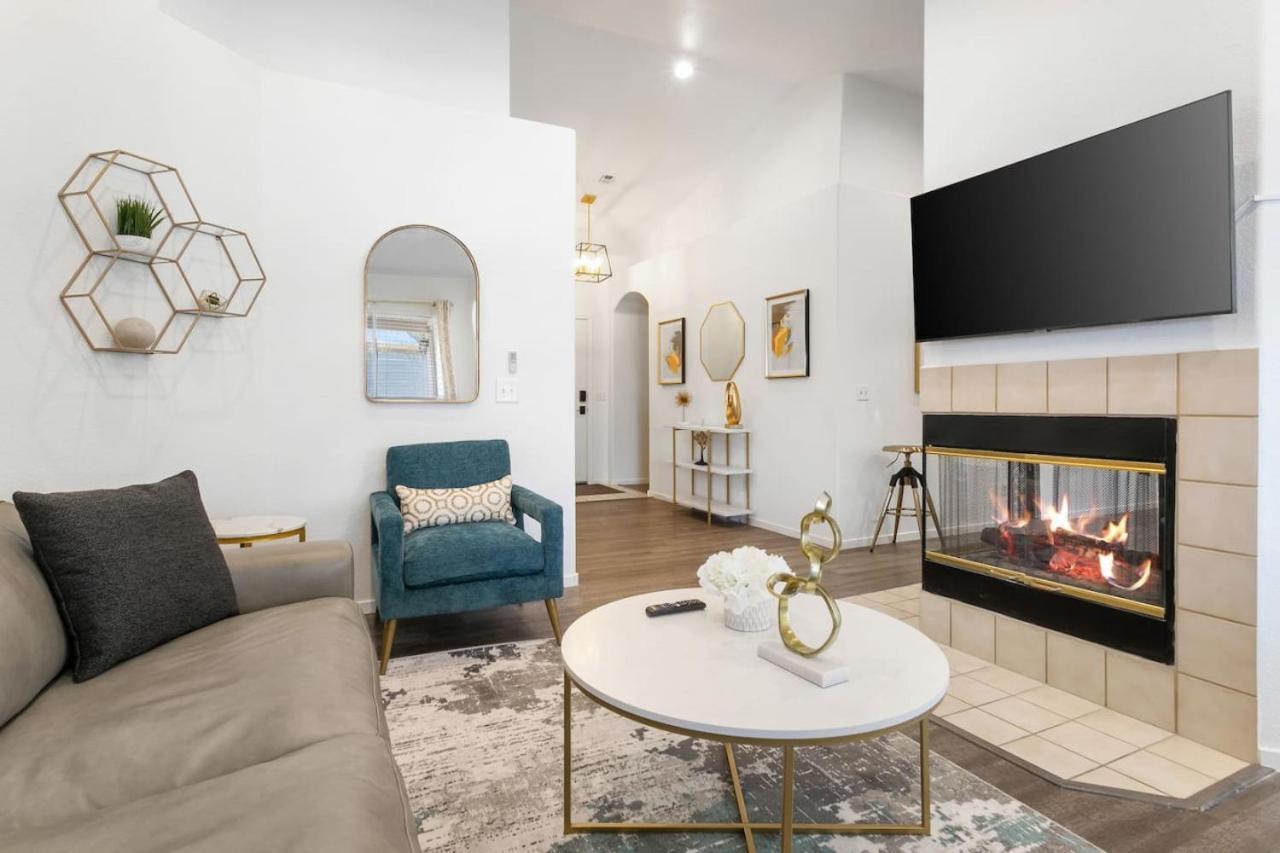 Modern 3br Quiet With Pool Holiday home Las Vegas