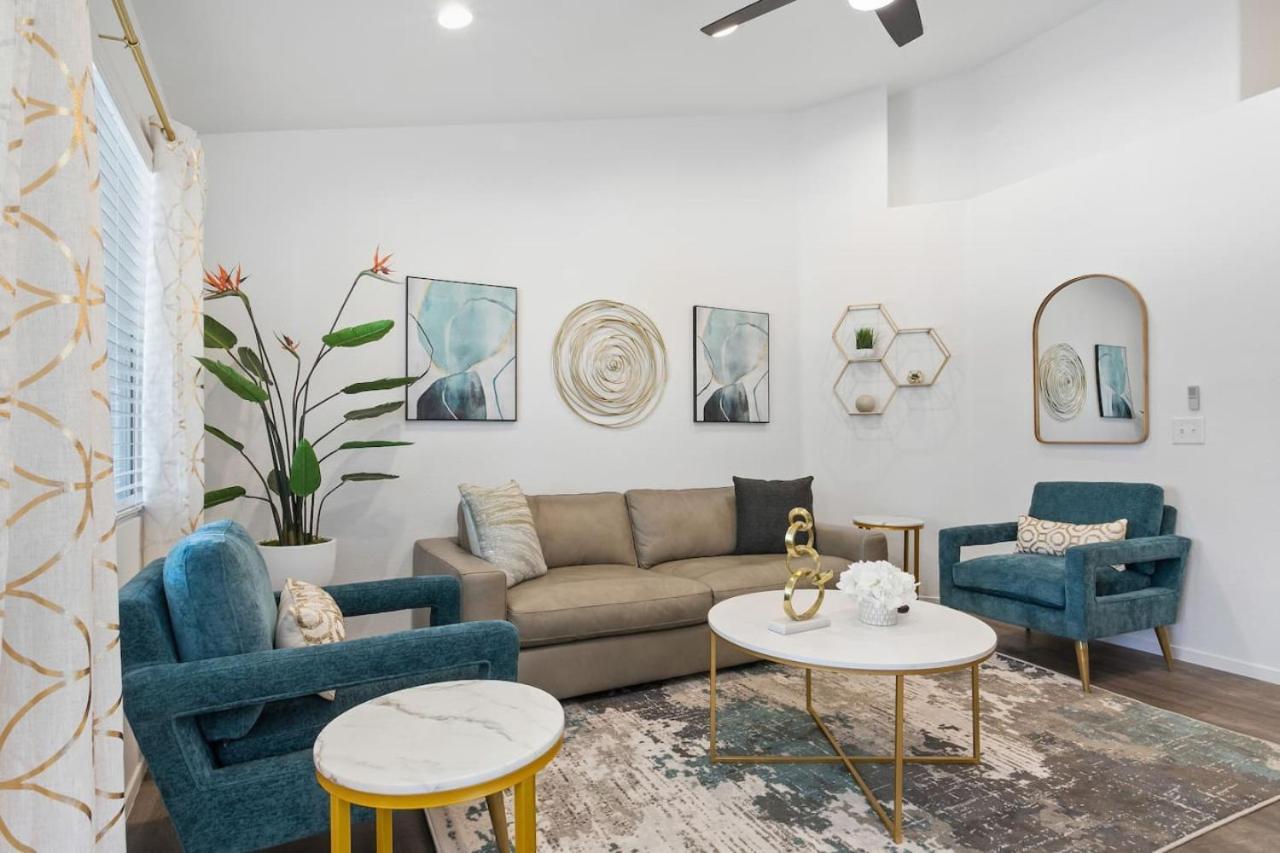 Modern 3br Quiet With Pool Holiday home Las Vegas