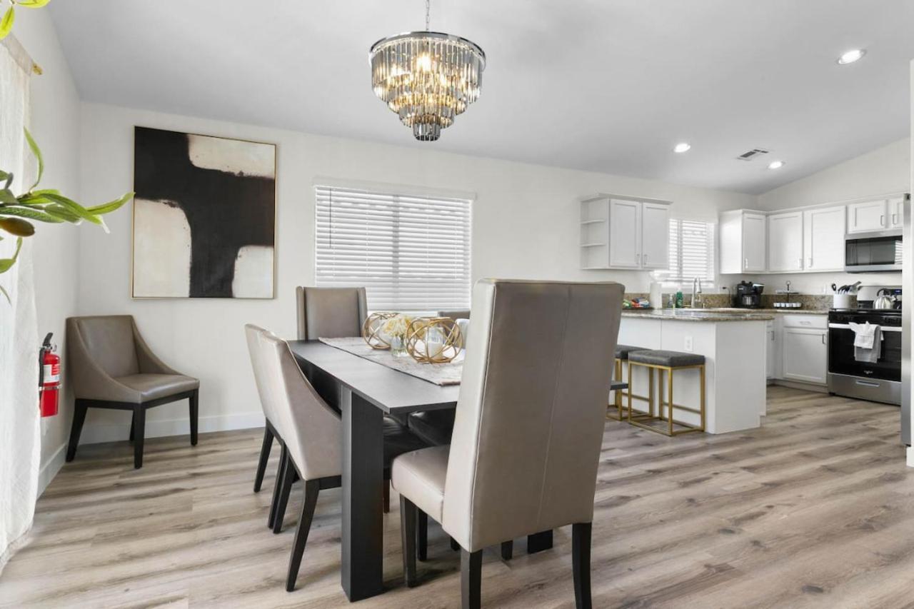 4br Getaway With Pool And Billiard * Las Vegas