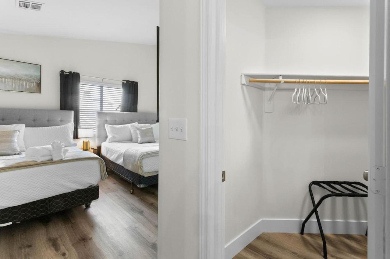 Holiday home 4br Getaway With Pool And Billiard Las Vegas
